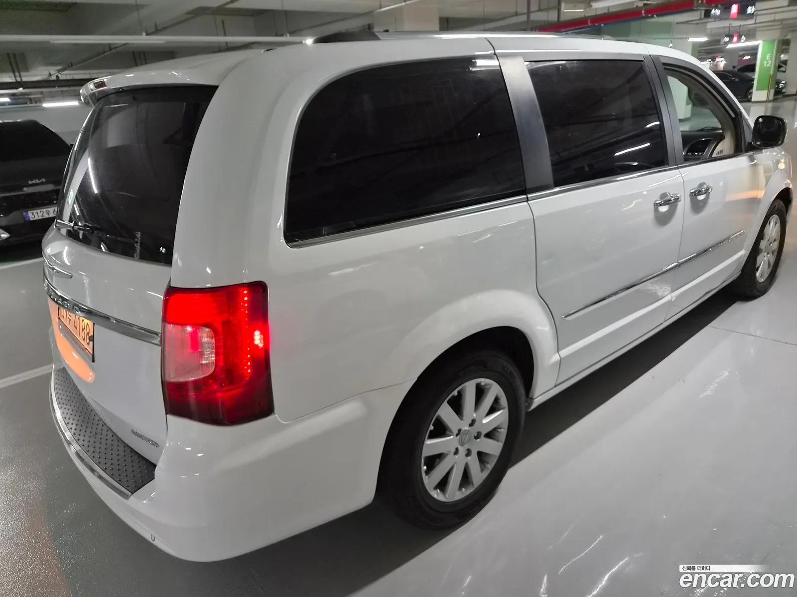 Chrysler Grand Voyager 2014 — 8