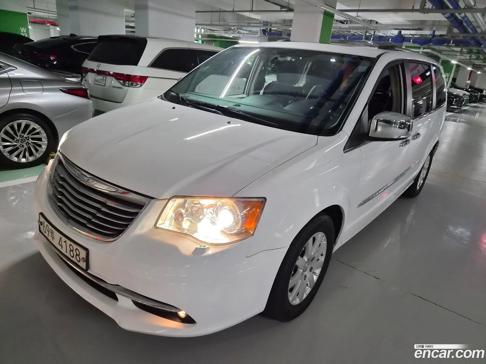 Chrysler Grand Voyager 2014 — 15