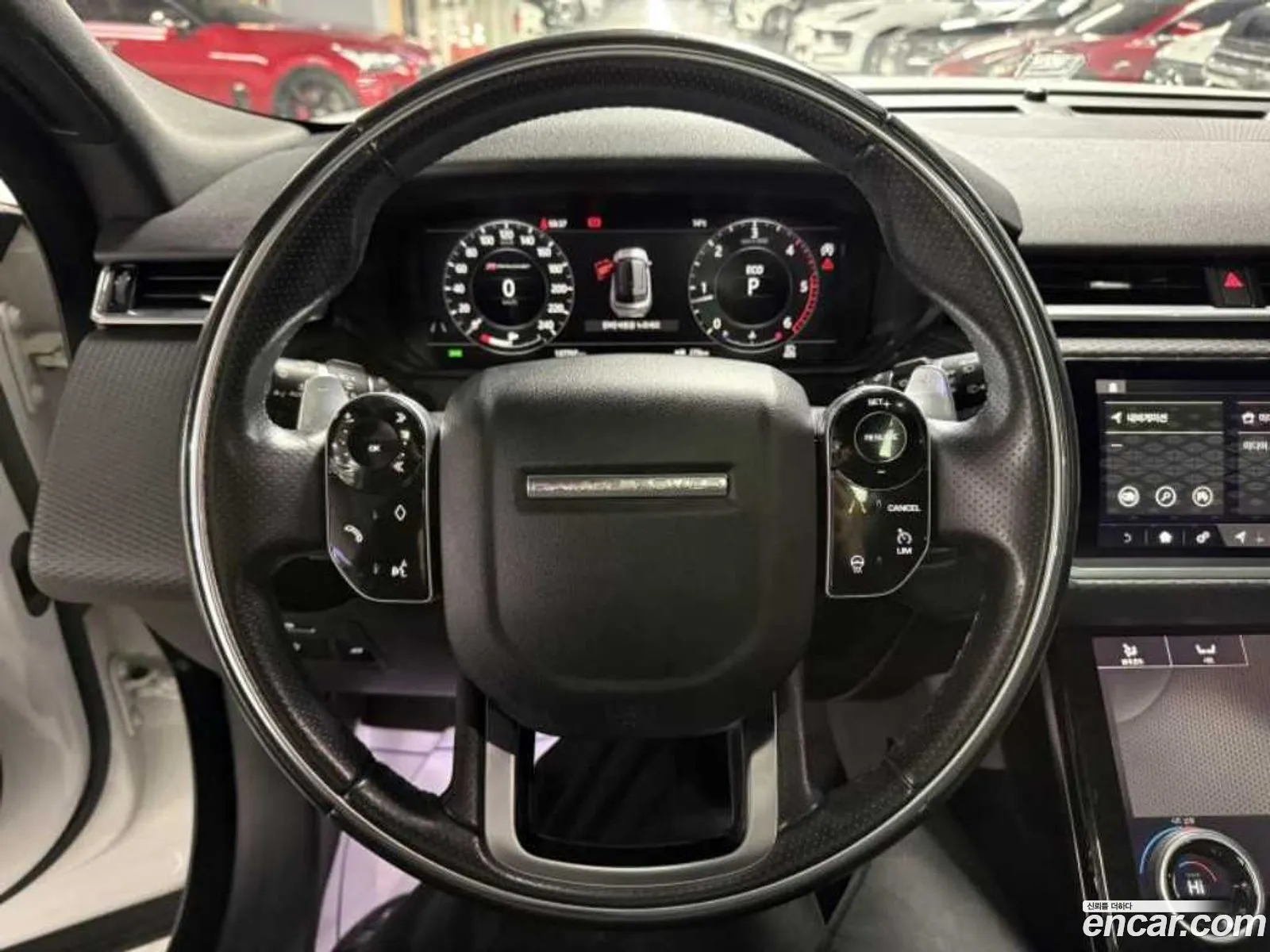 Land Rover Range Rover Velar 2017 — 18