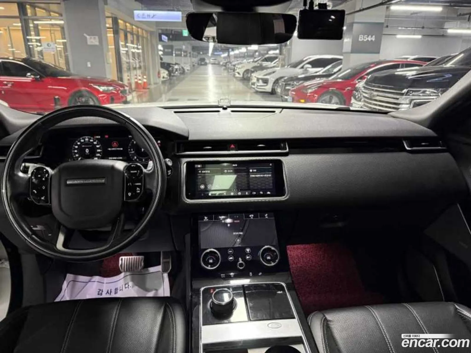 Land Rover Range Rover Velar 2017 — 11