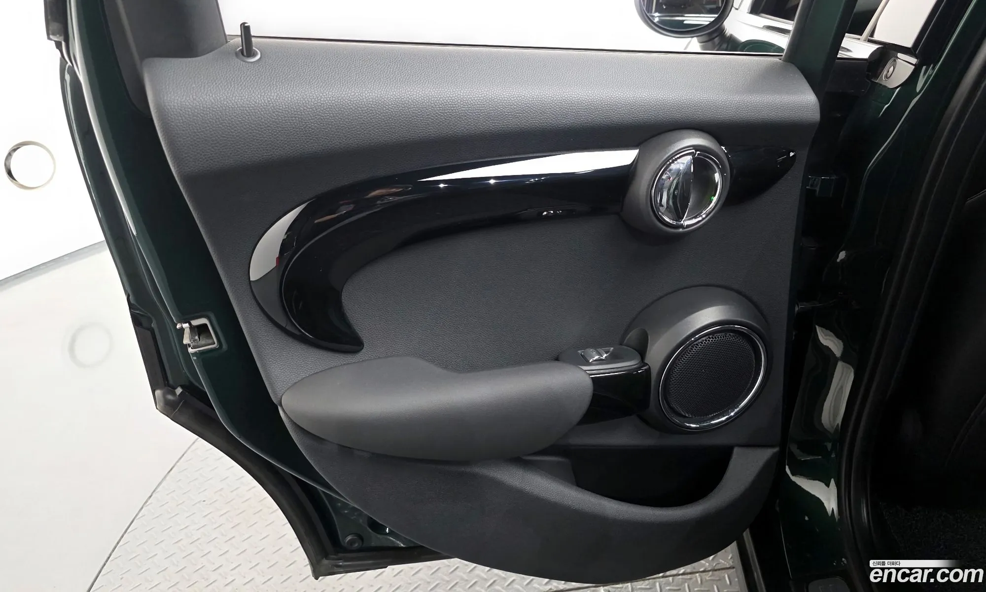 Mini Cooper S 2018 WMWXU310XK2D47121 — 34