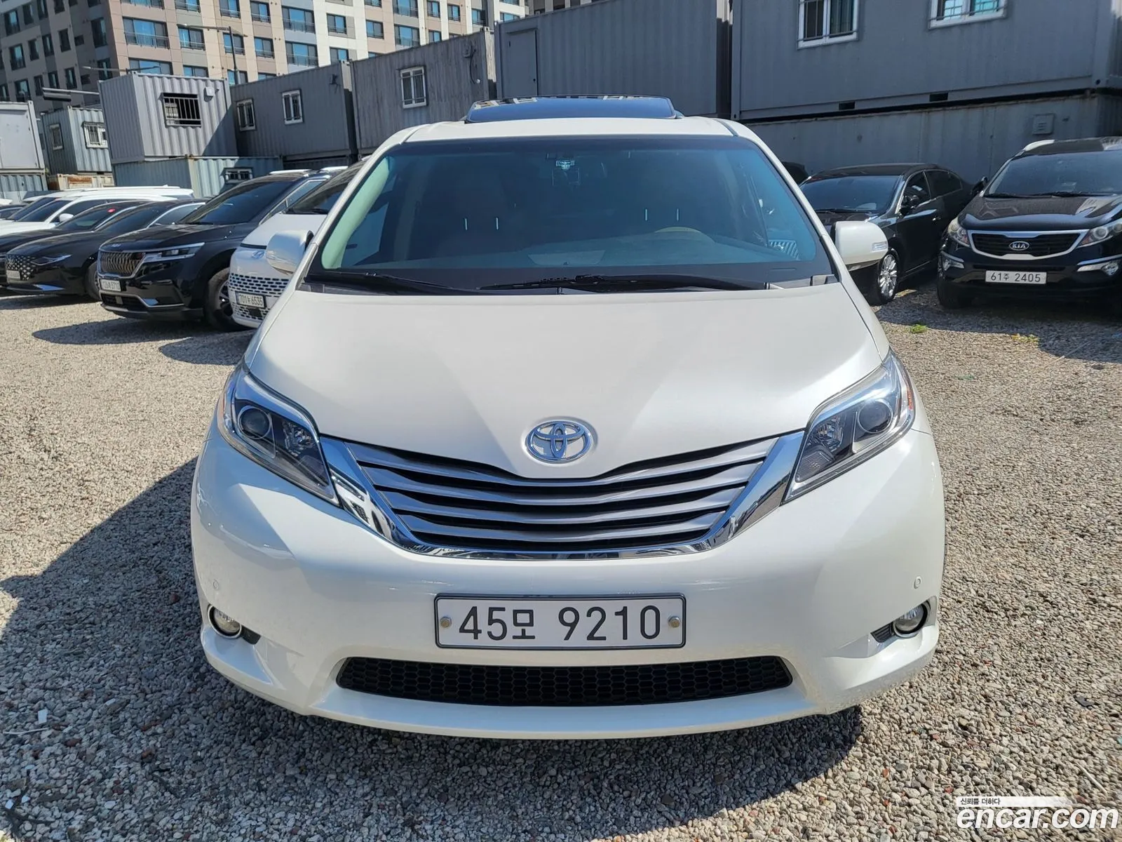Toyota Sienna 2017 — 19