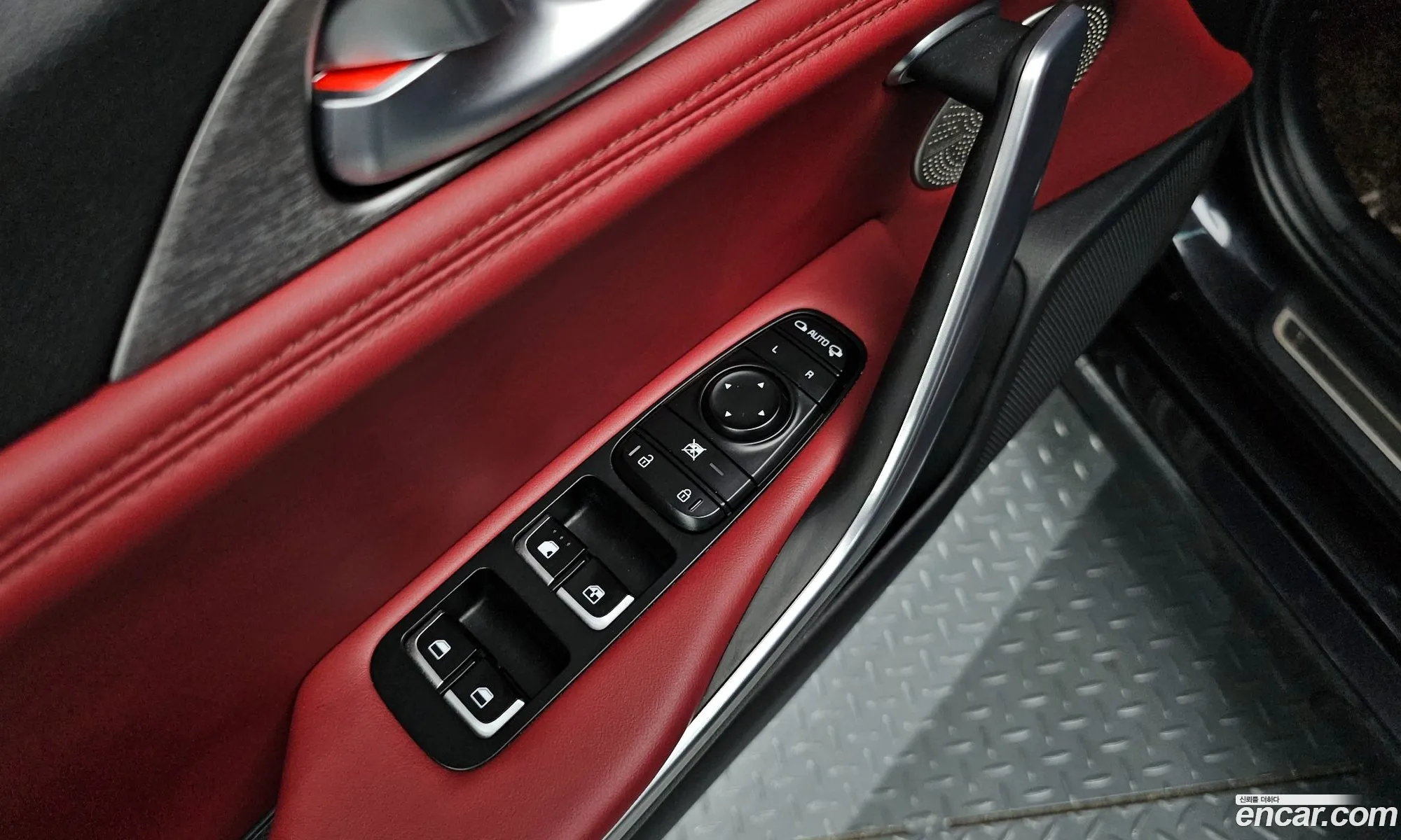 Kia Stinger 2017 KNAE751CDJS009378 — 2