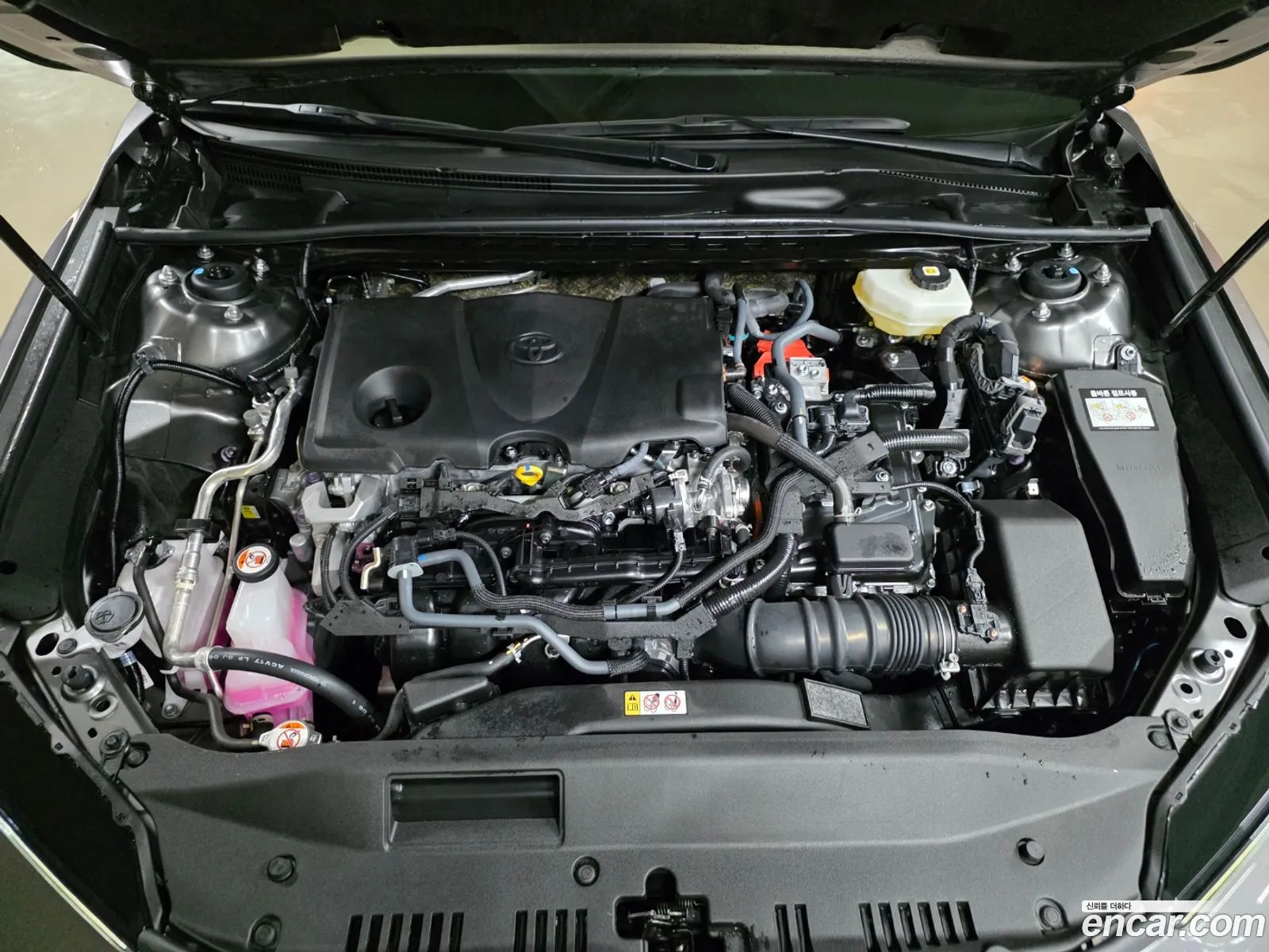 Toyota Camry 2025 — 6