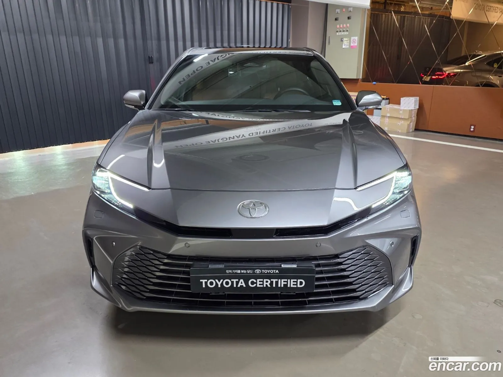 Toyota Camry 2025 — 3