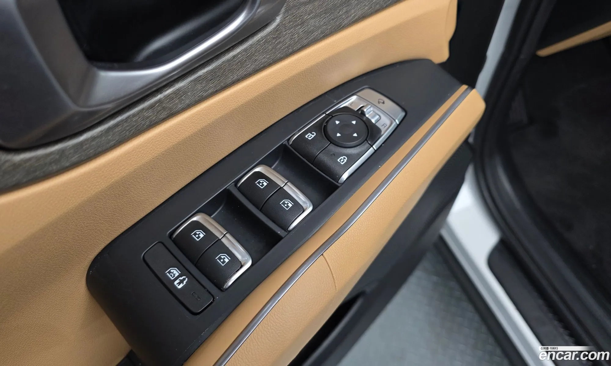 Kia Sorento 2023 — 32