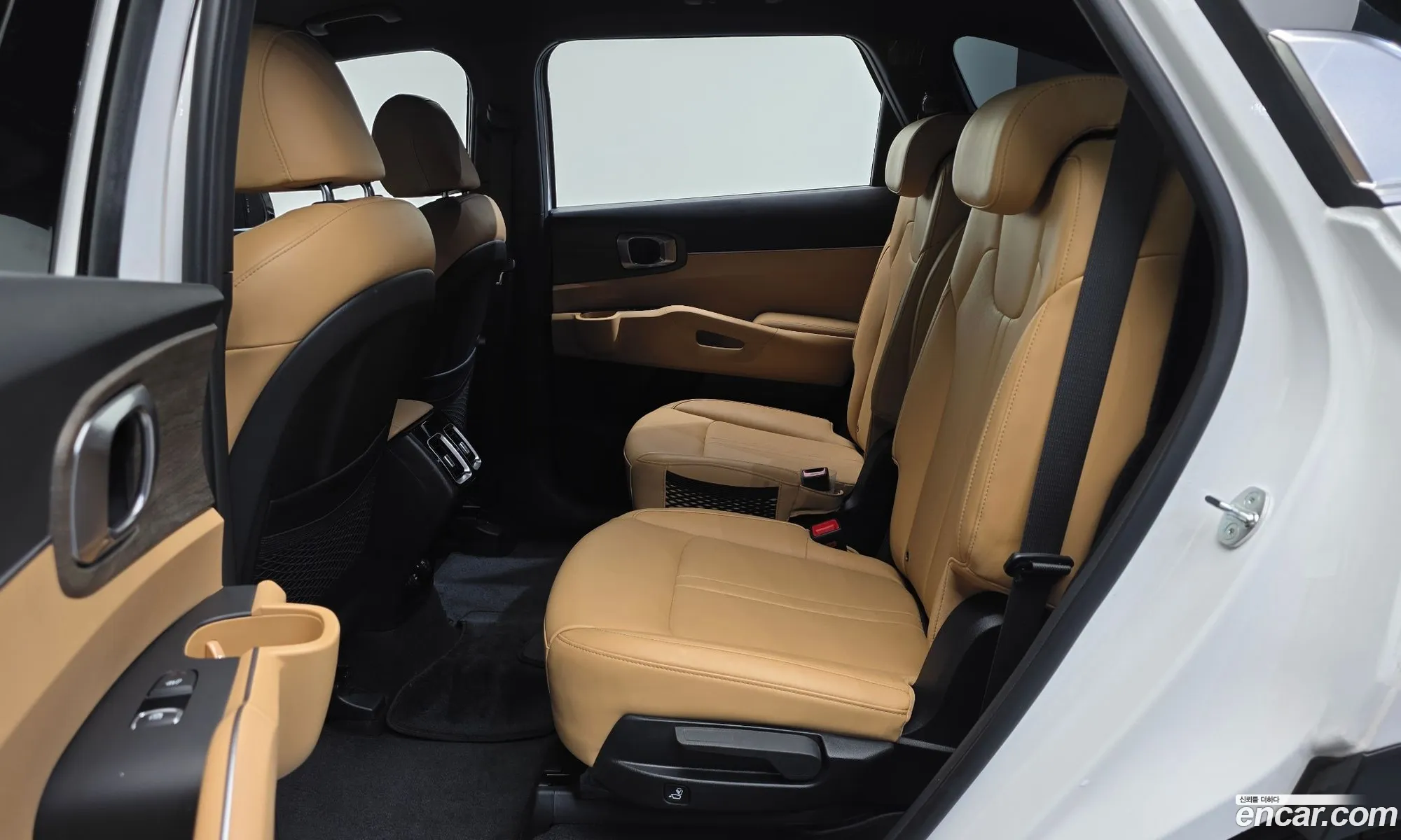 Kia Sorento 2023 — 17