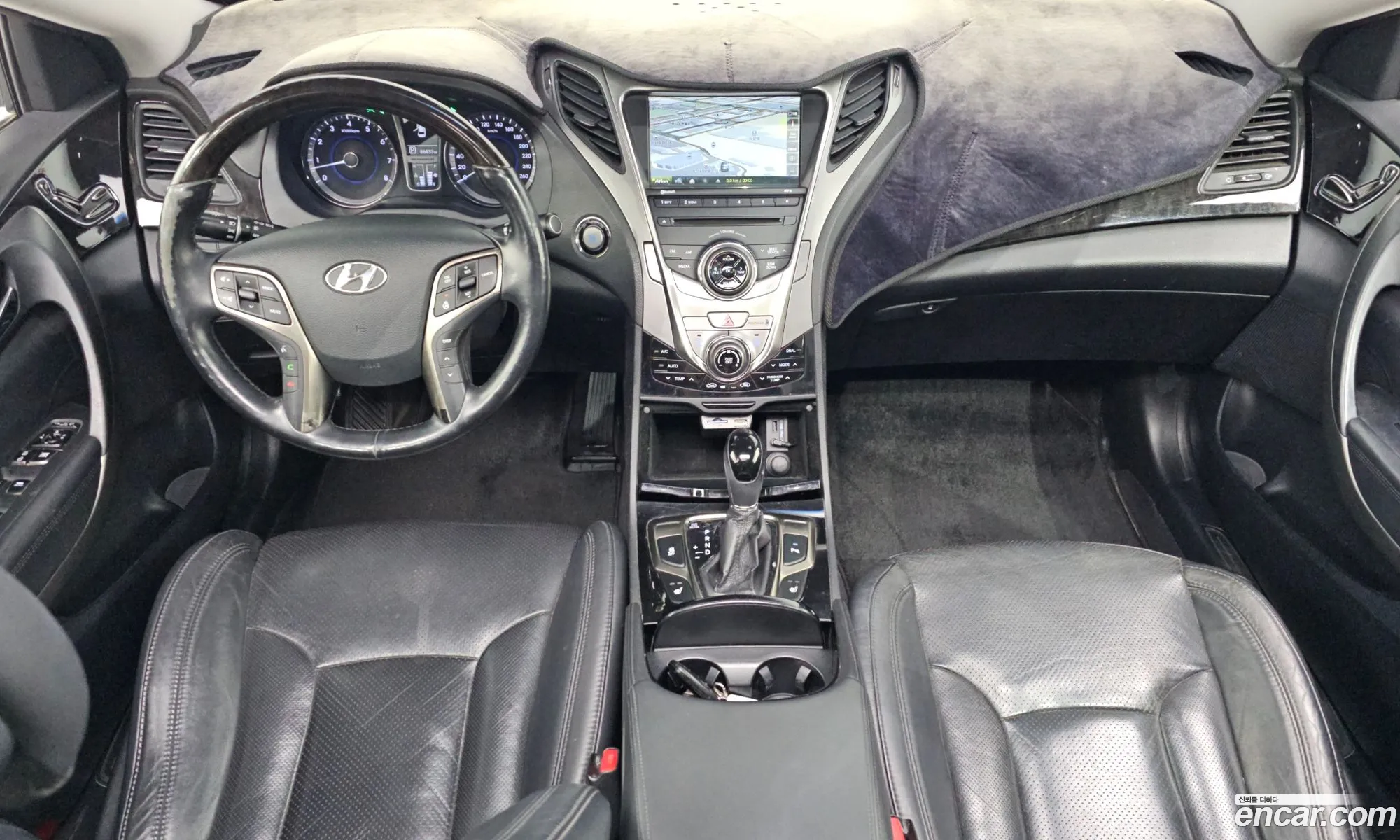 Hyundai Grandeur HG 2012 KMHFF41CBCA153840 — 15