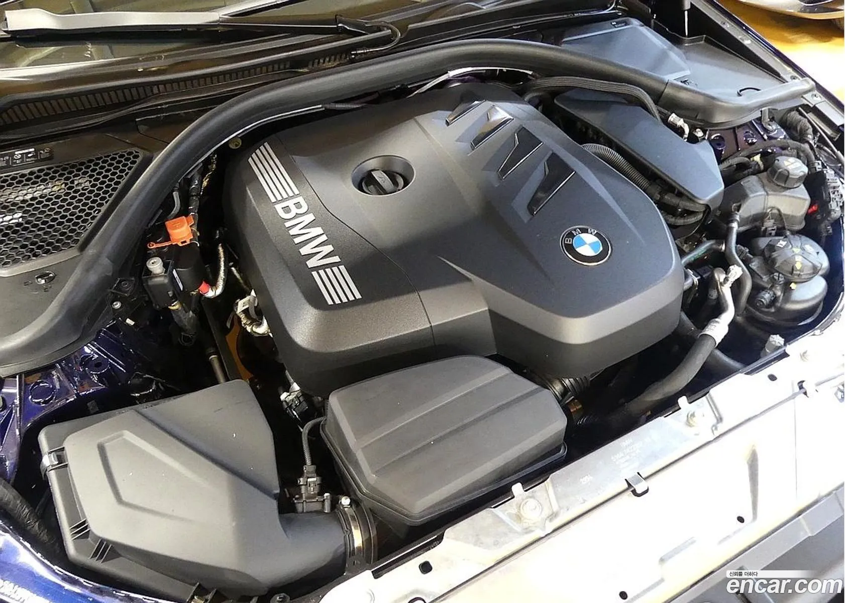 BMW 3 Series 2025 — 3