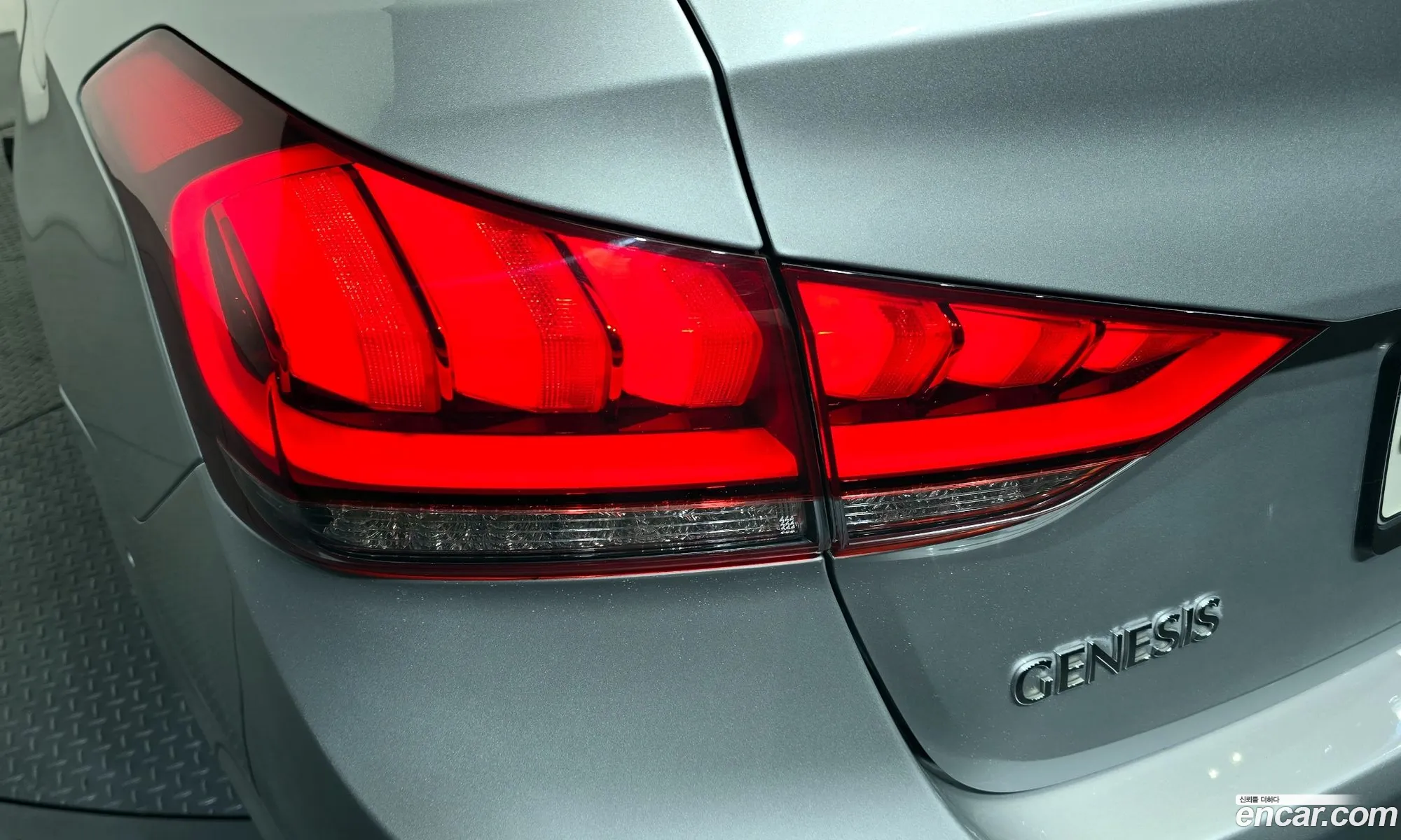 Hyundai Genesis DH 2014 — 26