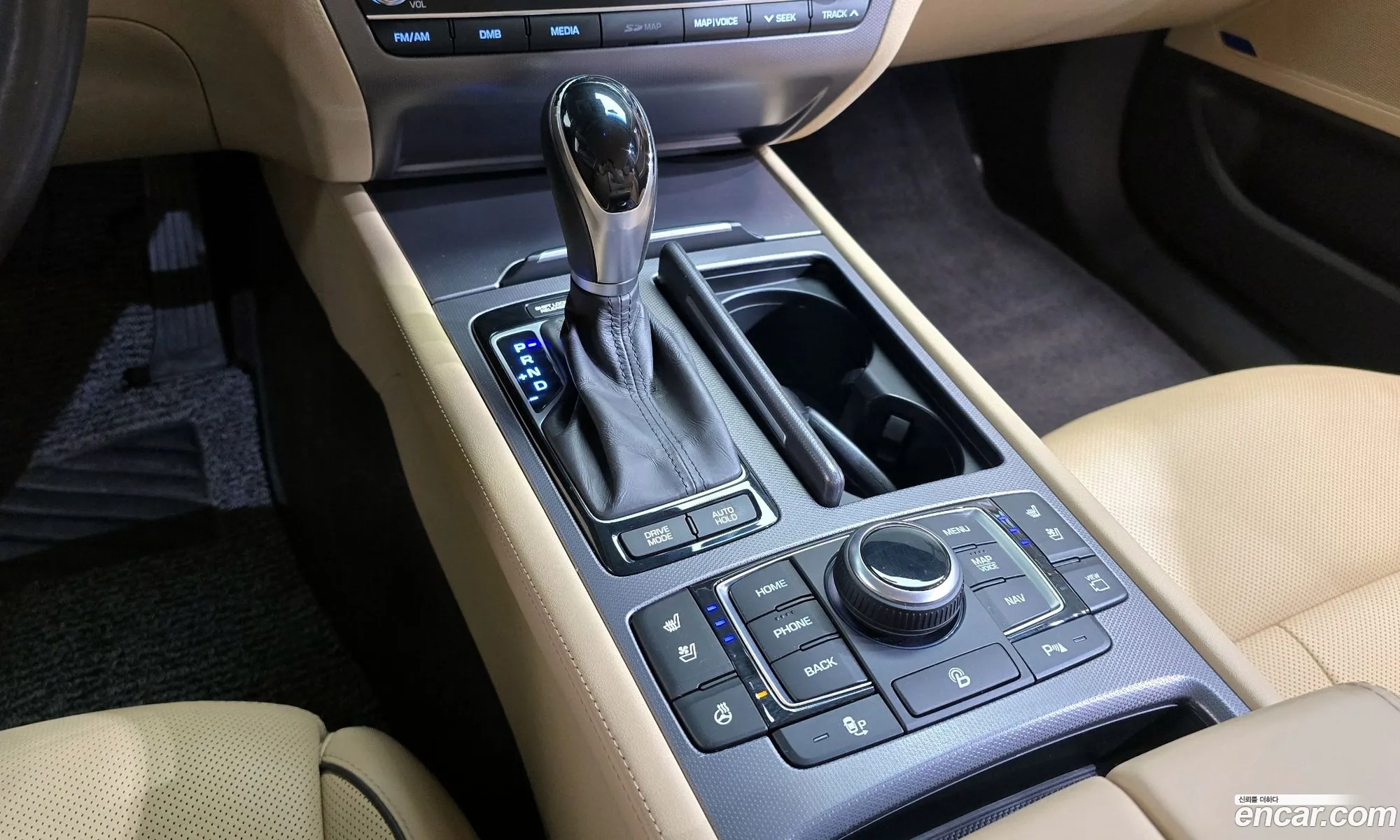 Hyundai Genesis DH 2014 — 21