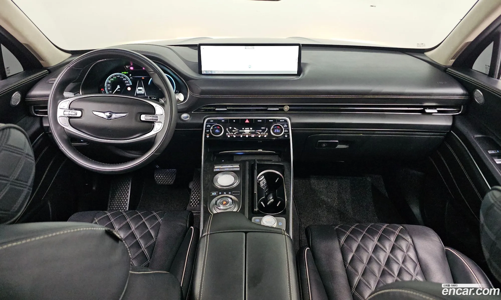 Genesis GV80 2022 KMTHB81DDNU114509 — 12