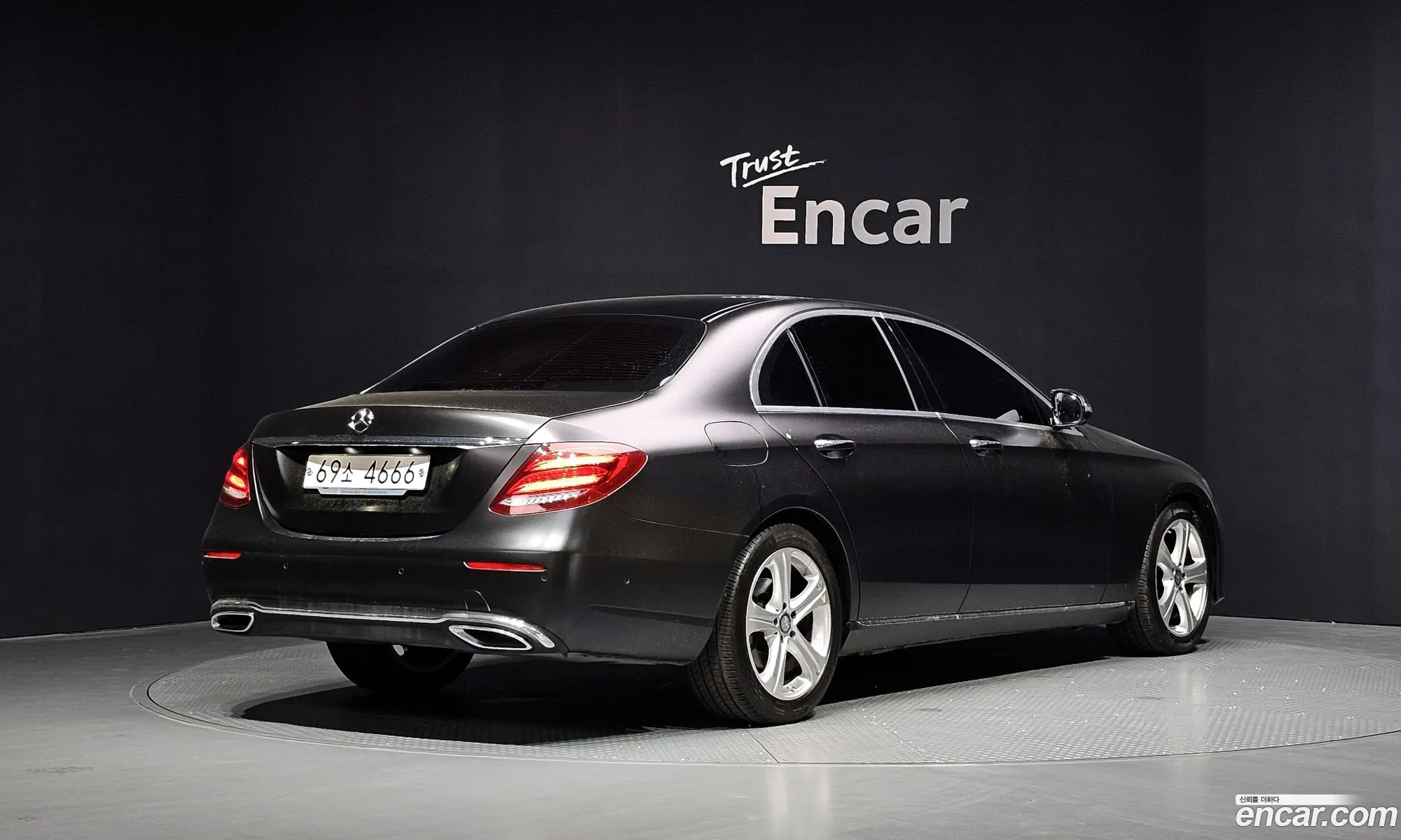 Mercedes-Benz E-Class W213 2016 WDDZF0EBXHA151634 — 11