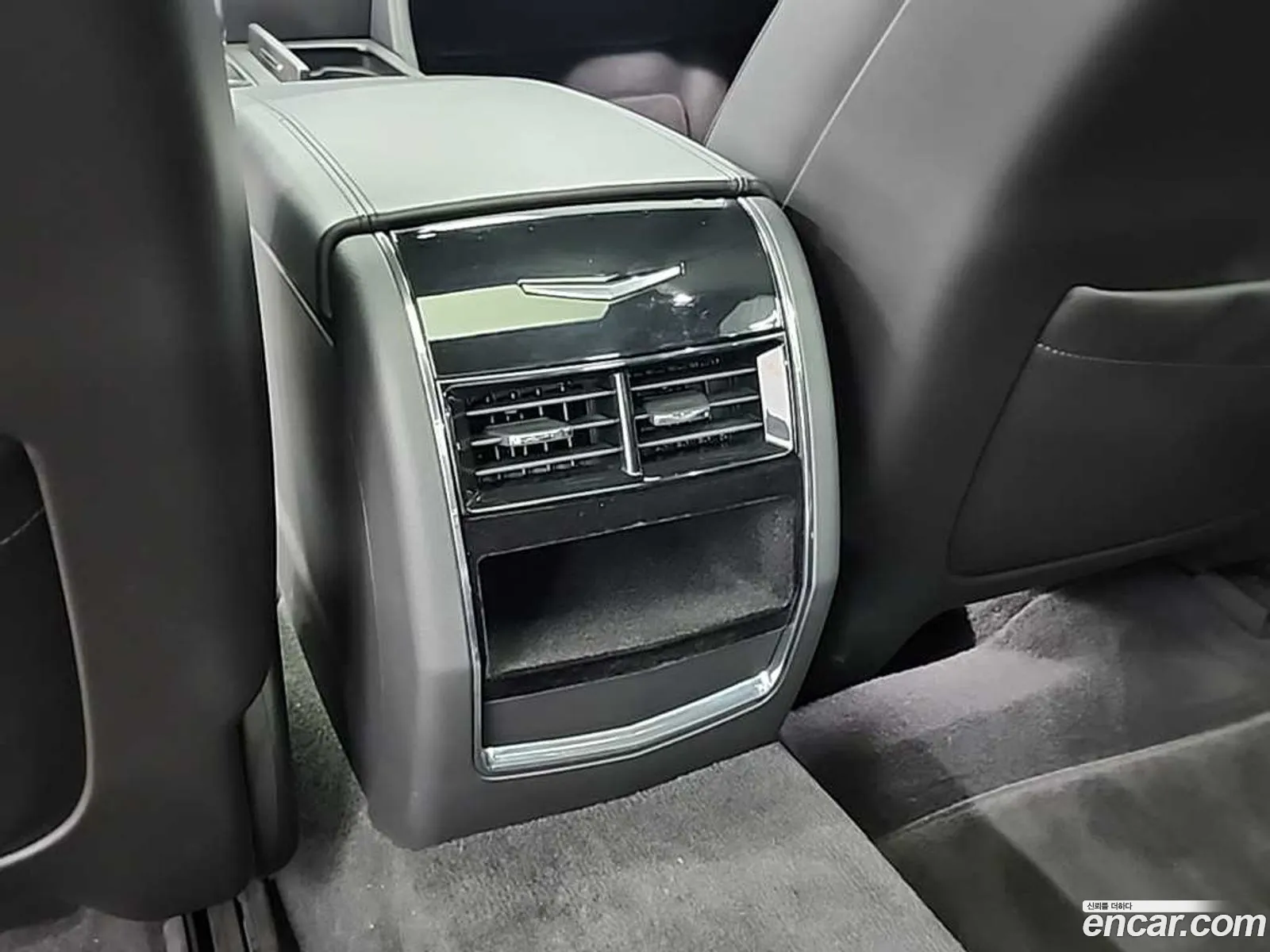 Cadillac CT6 2019 — 17