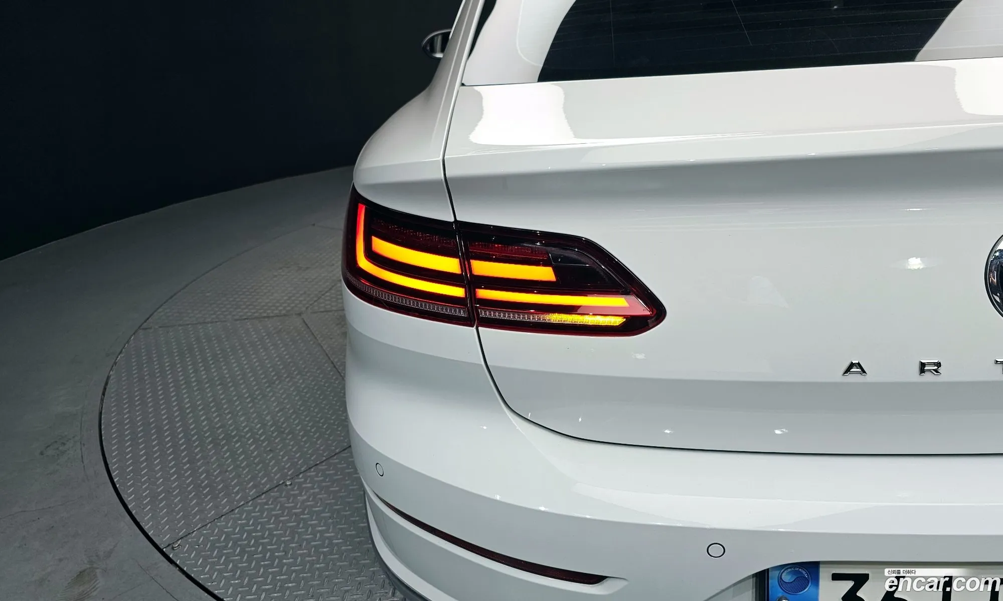 Volkswagen Arteon 2019 — 19