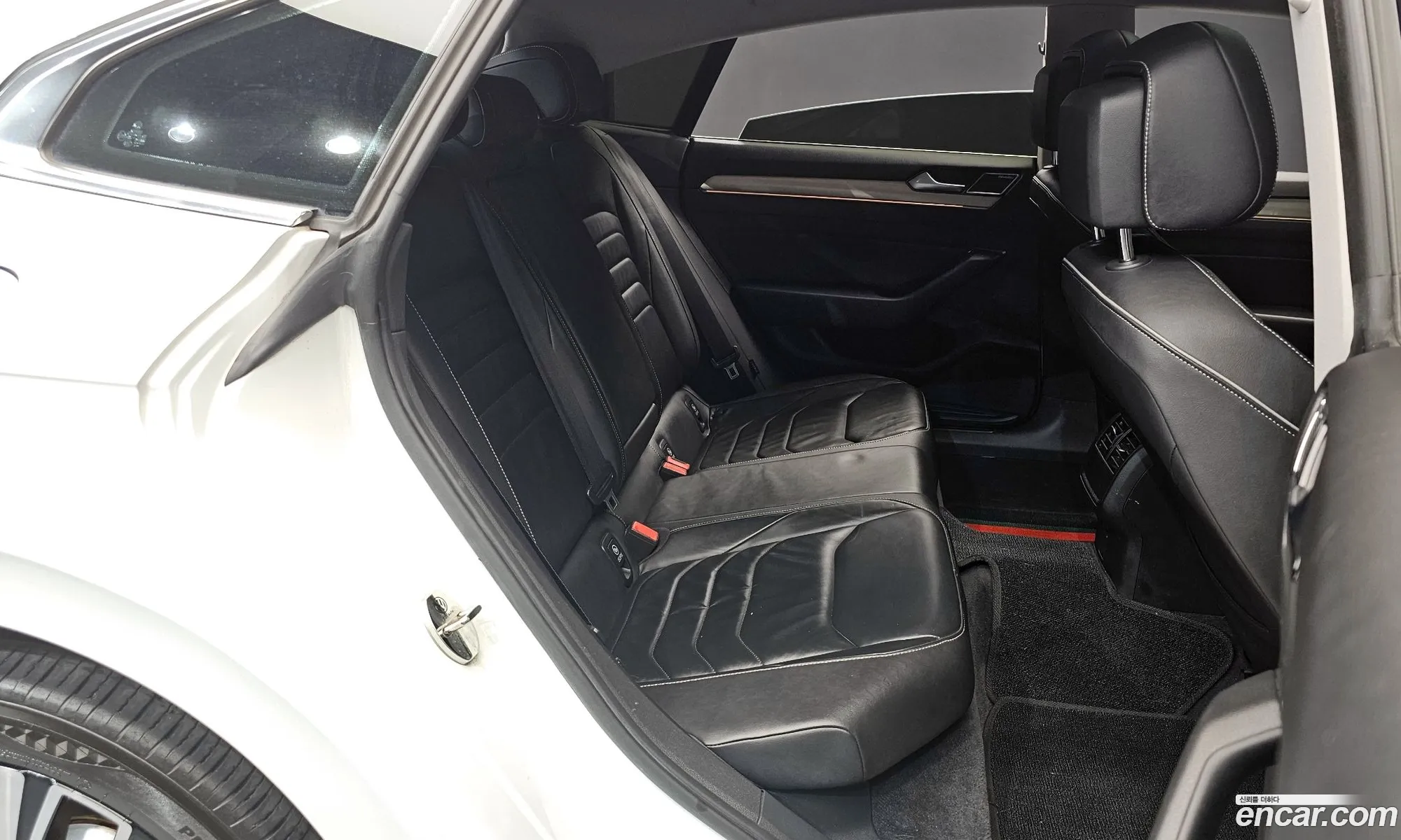Volkswagen Arteon 2019 — 17