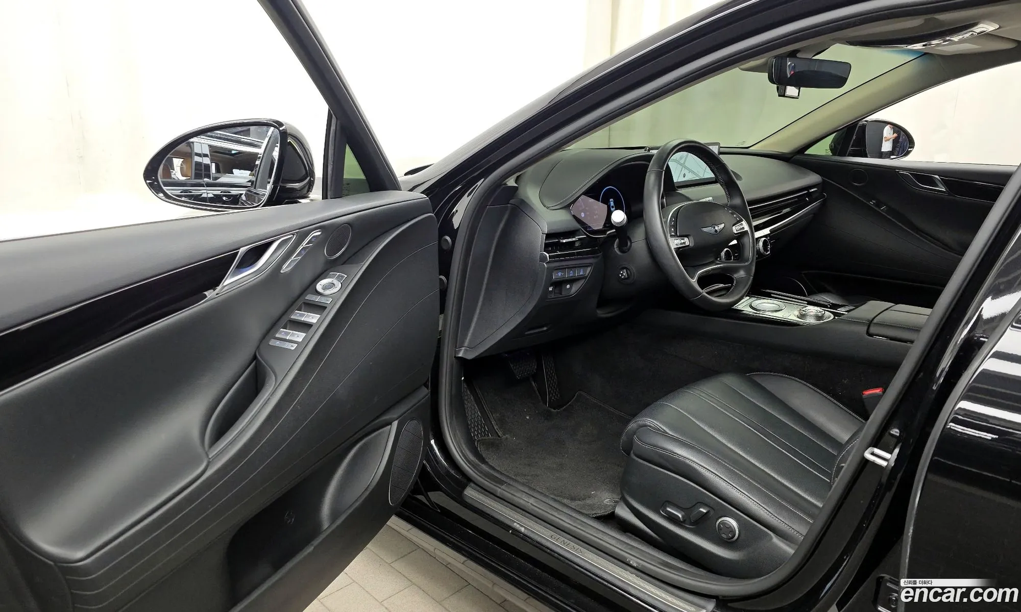 Genesis G80 2022 — 10