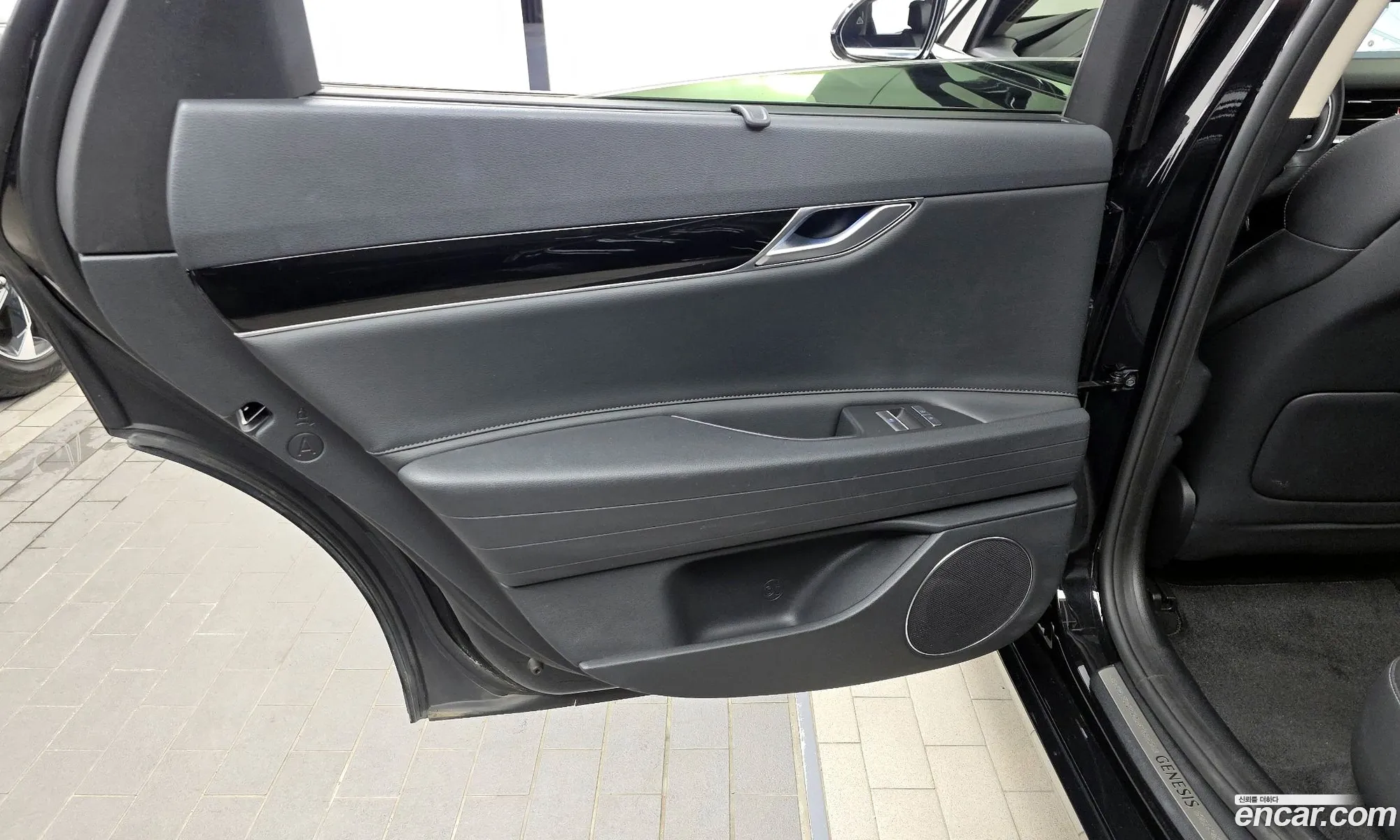 Genesis G80 2022 — 16