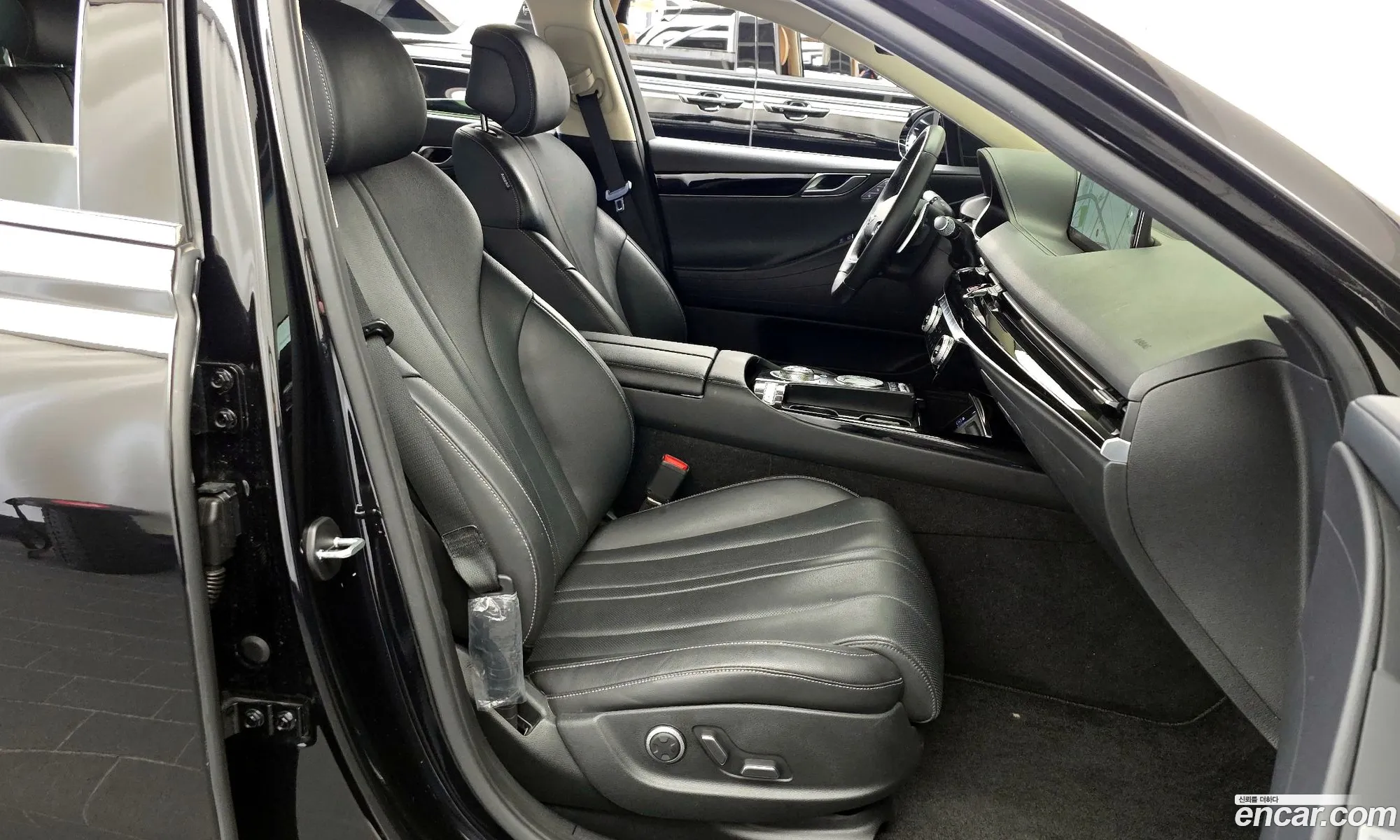 Genesis G80 2022 — 6