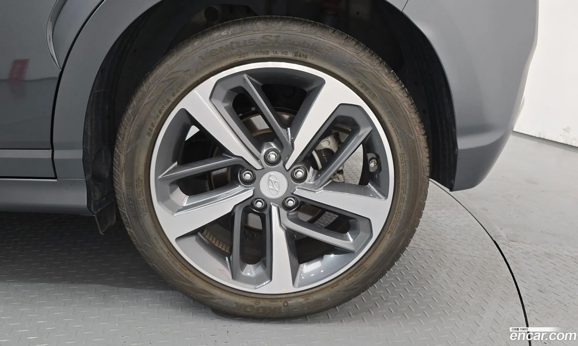 Hyundai Kona 2019 KMHK4815GKU333578 — 30