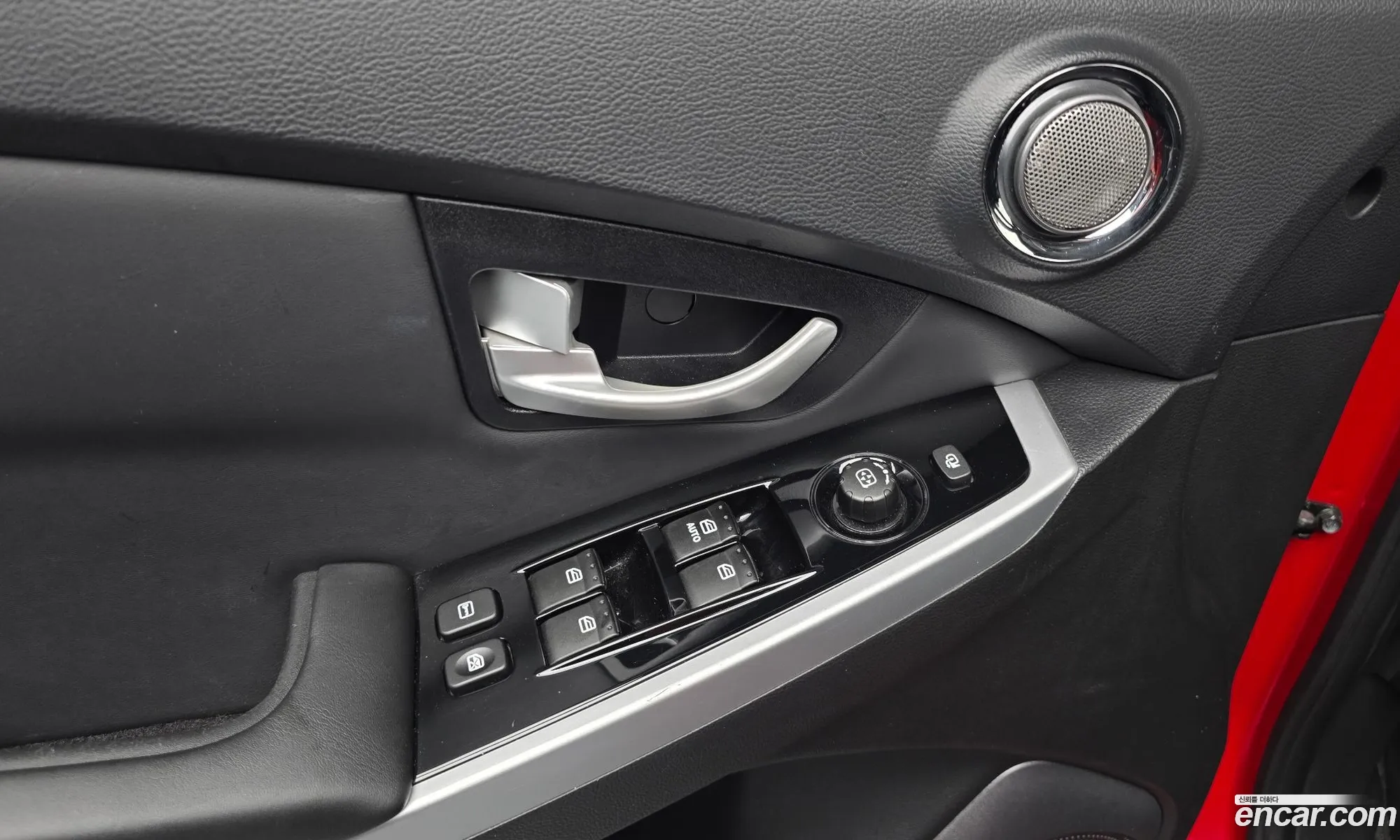 KG Mobility (SsangYong) Korando C 2016 — 23