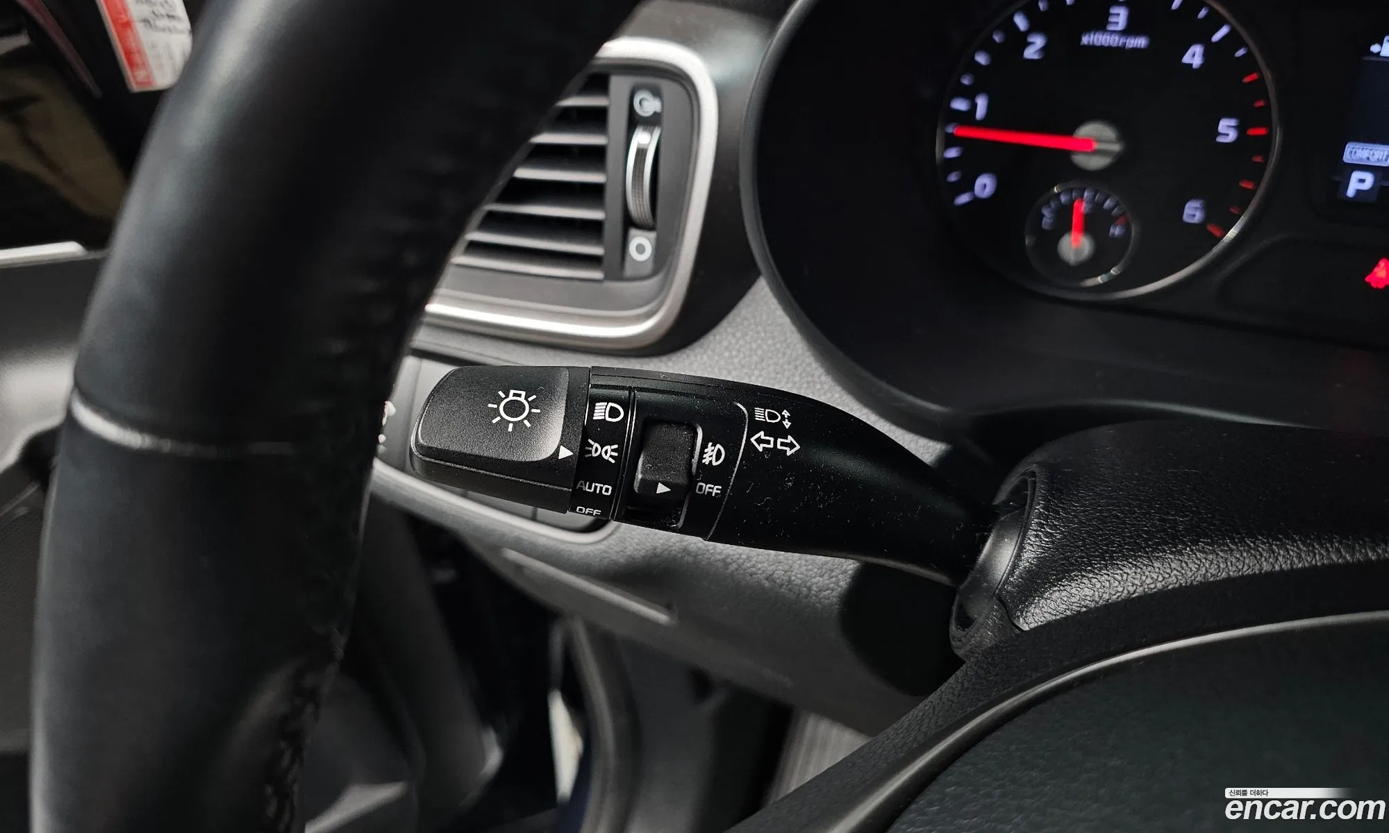 Kia Sorento 2018 KNAPS81ABJA441762 — 18