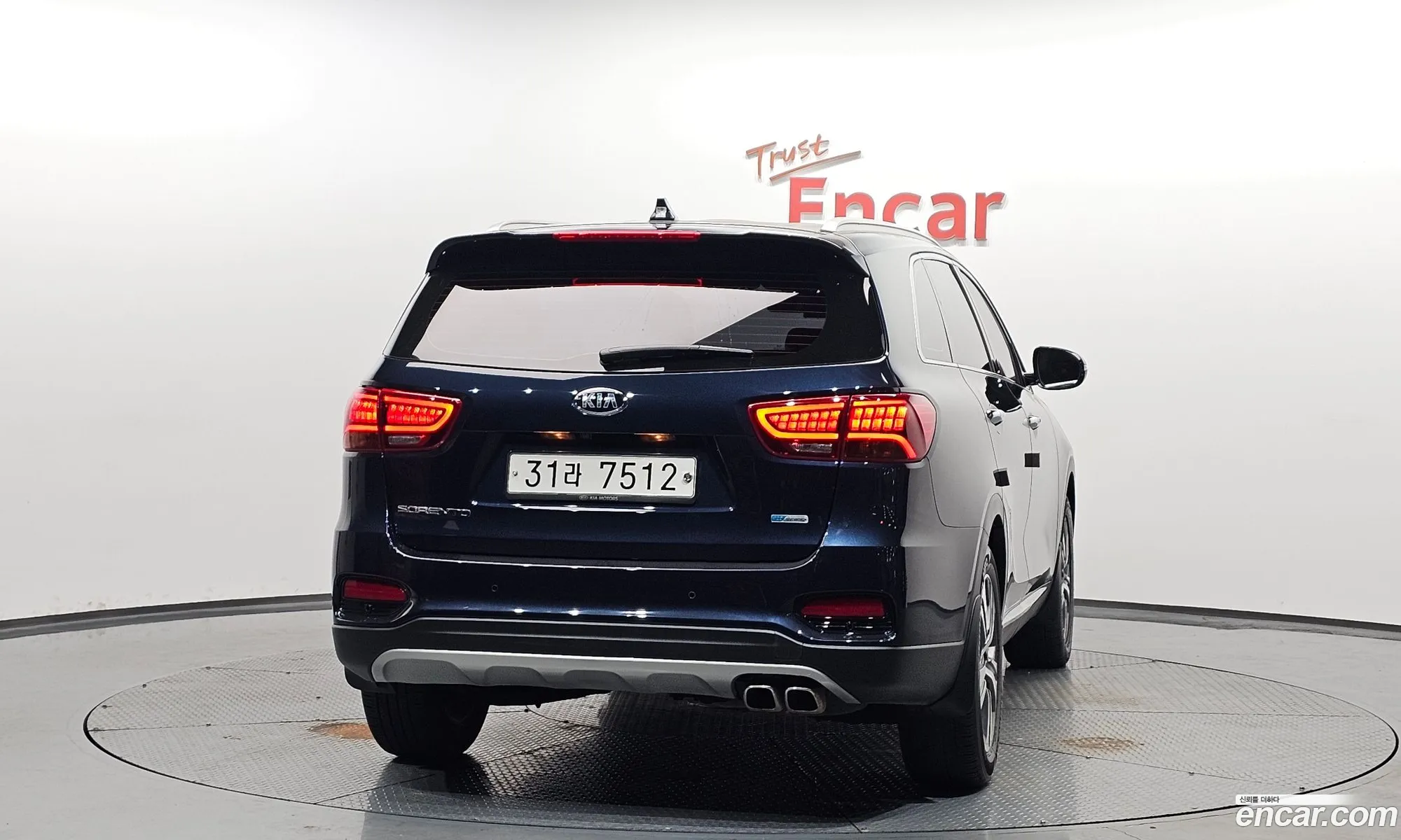 Kia Sorento 2018 KNAPS81ABJA441762 — 4
