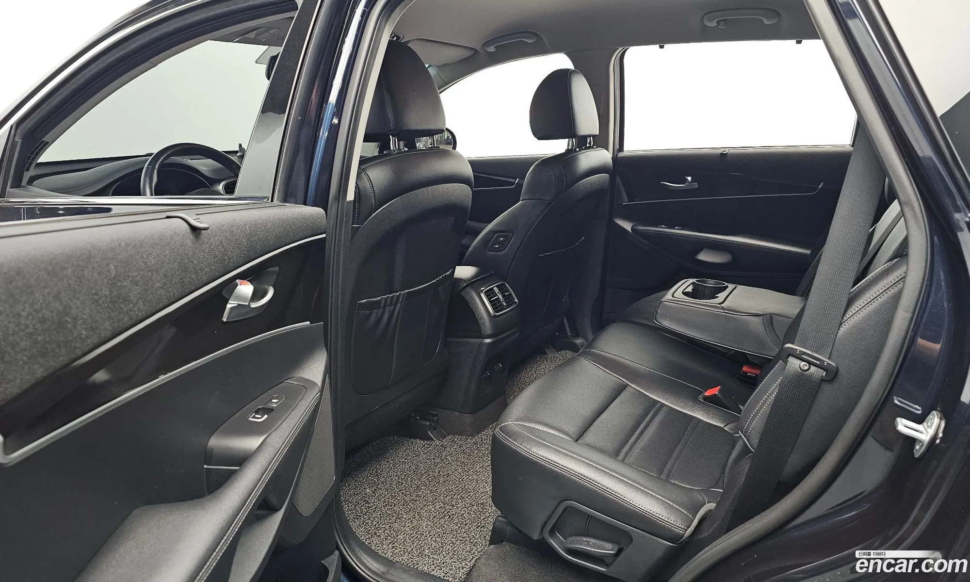 Kia Sorento 2018 KNAPS81ABJA441762 — 5