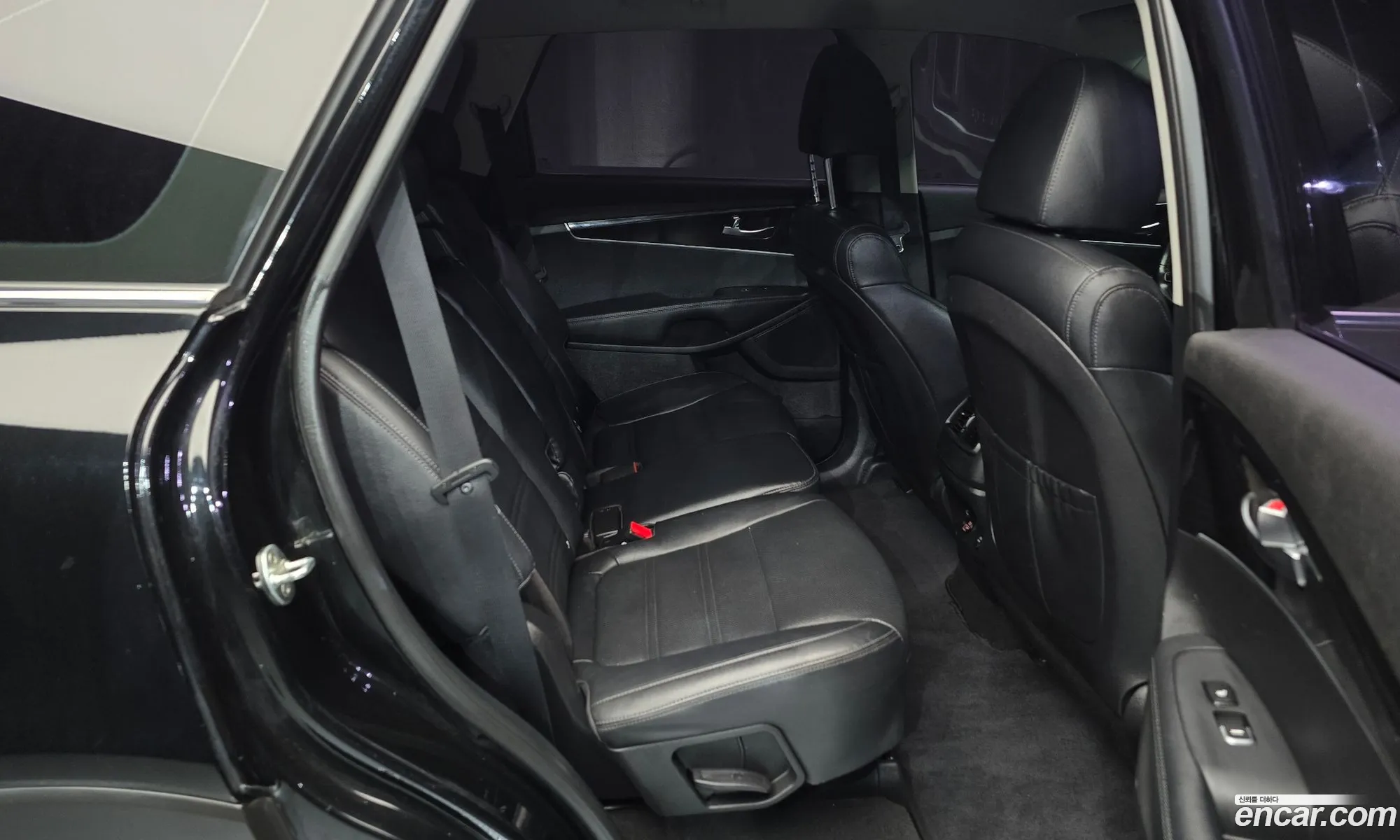 Kia Sorento 2019 KNAPG81ABLA566809 — 5