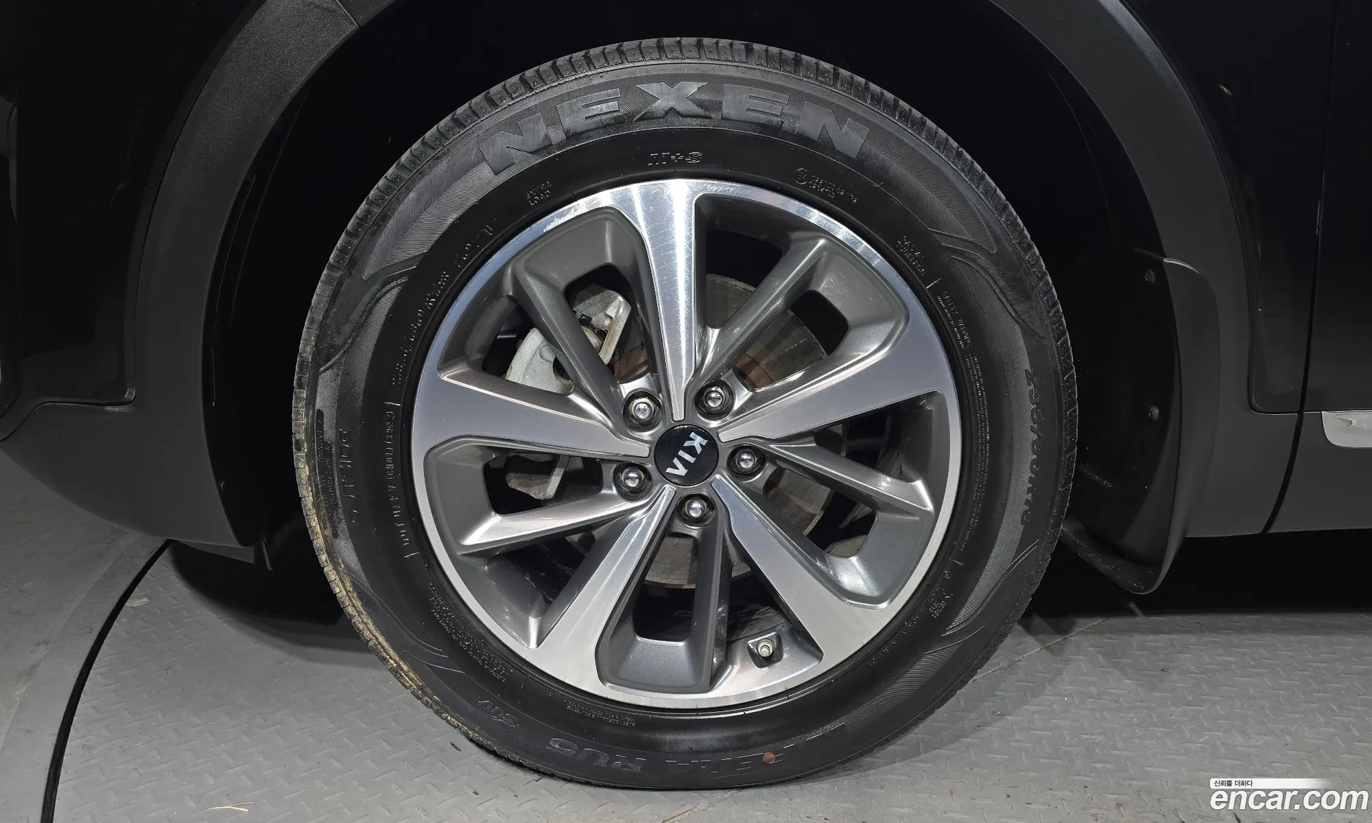 Kia Sorento 2019 KNAPG81ABLA566809 — 18