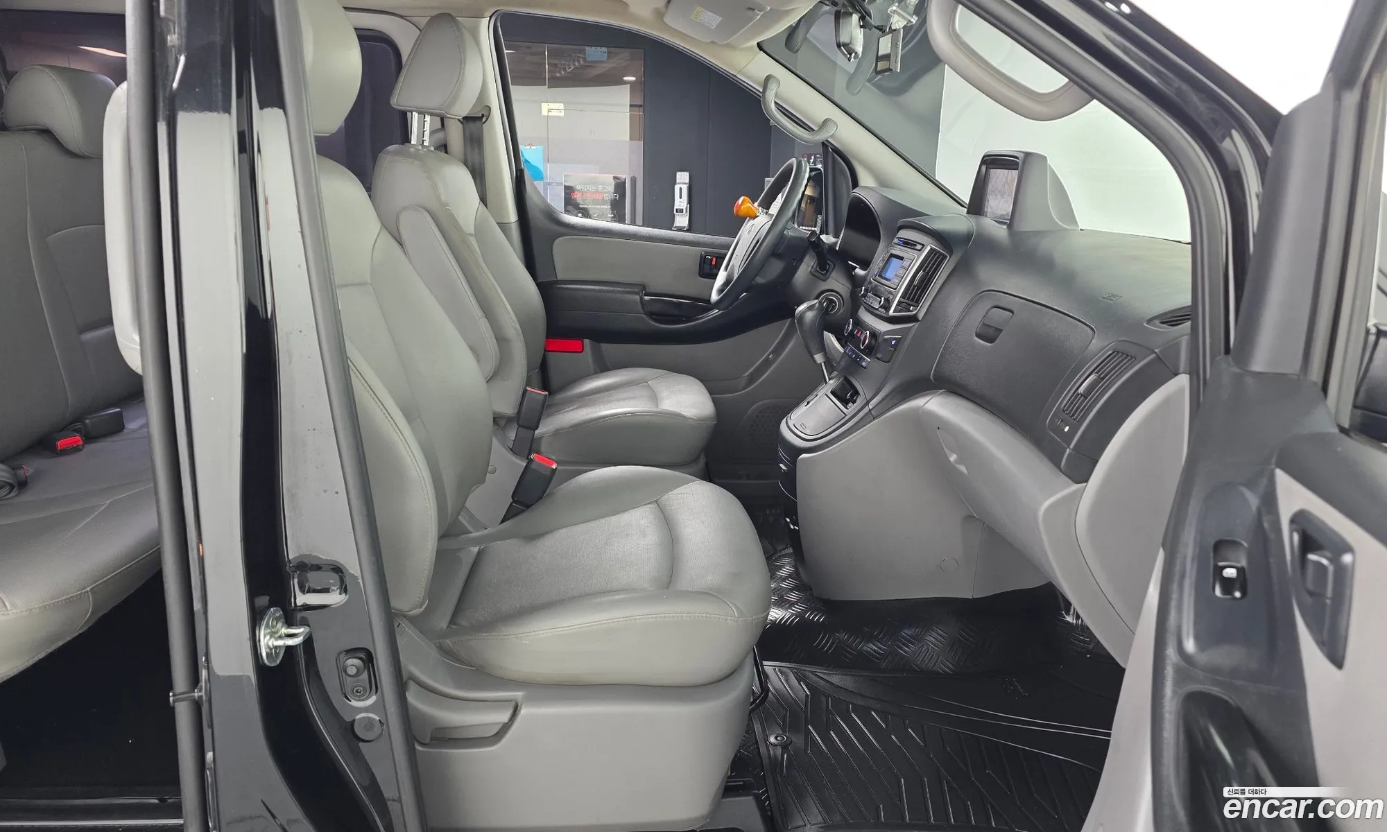 Hyundai Grand Starex 2017 — 9