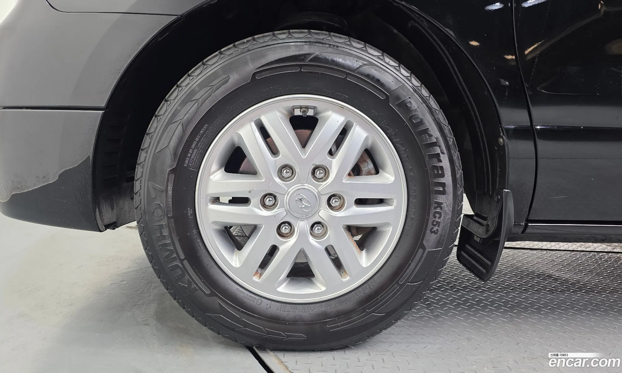 Hyundai Grand Starex 2017 — 20