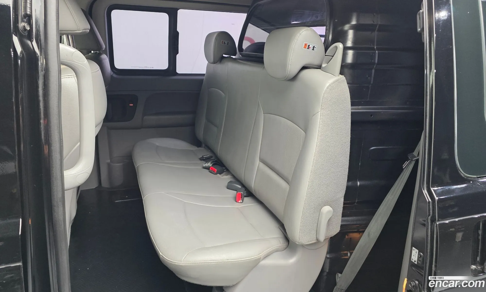 Hyundai Grand Starex 2017 — 15