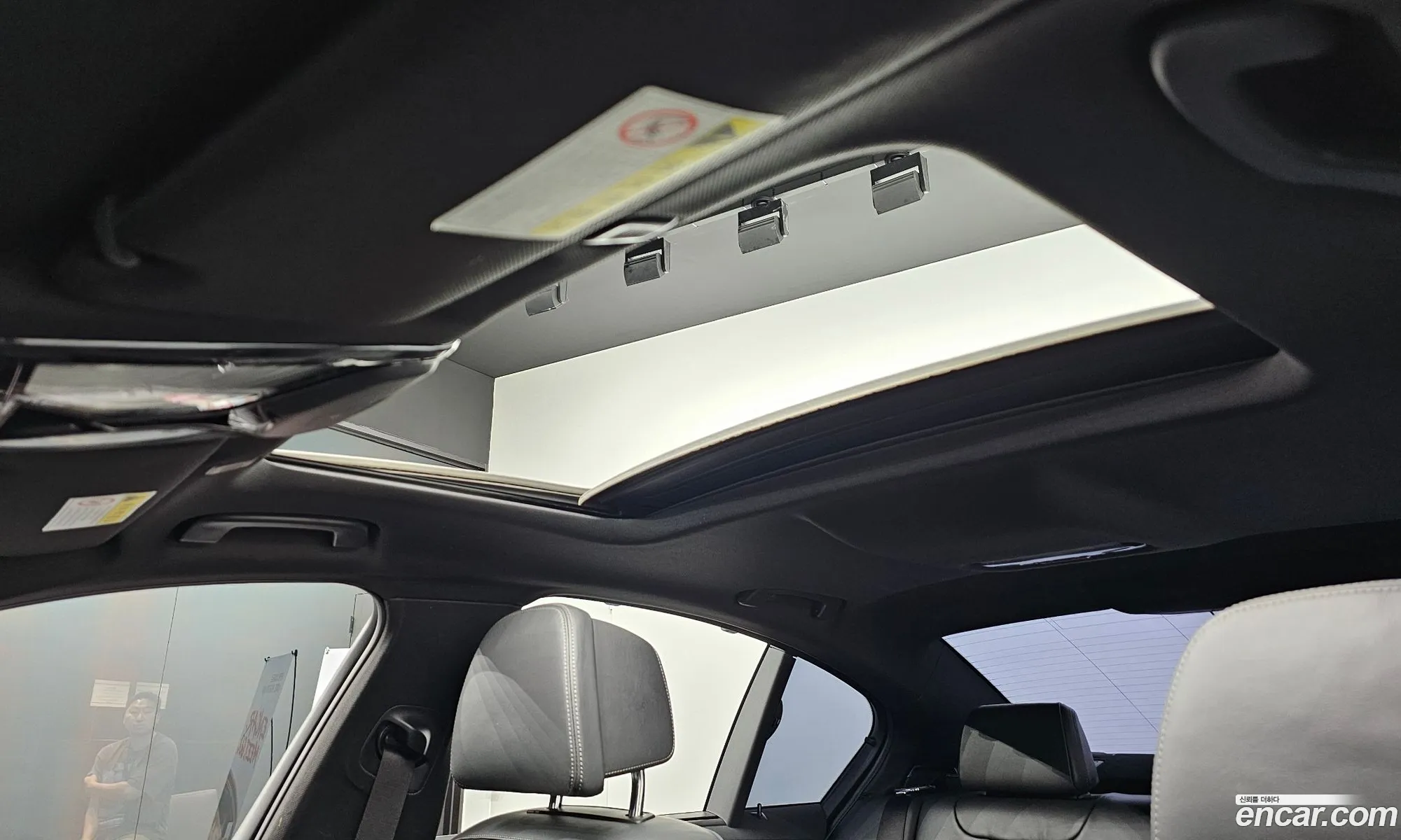BMW 5 Series 2017 — 28