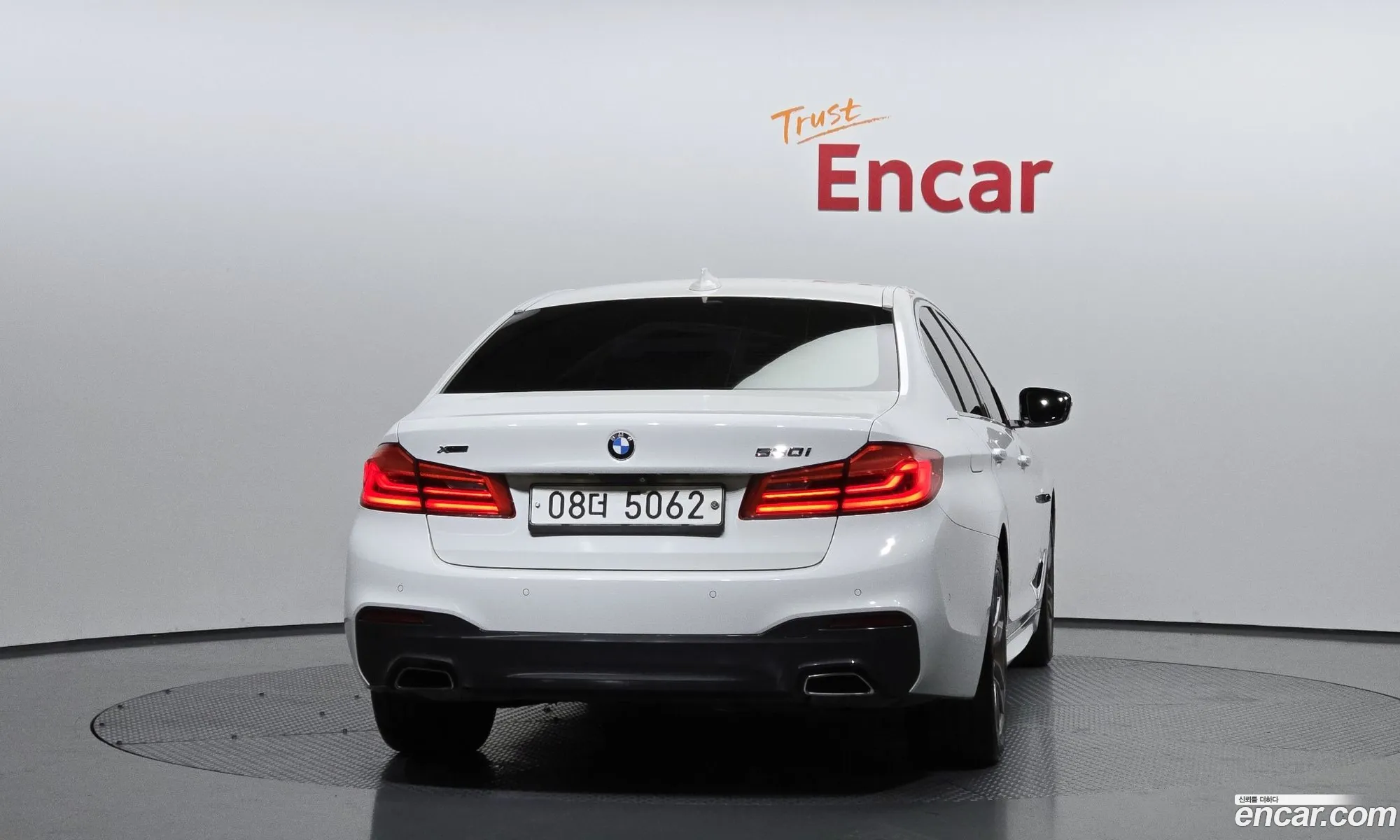 BMW 5 Series 2017 — 13