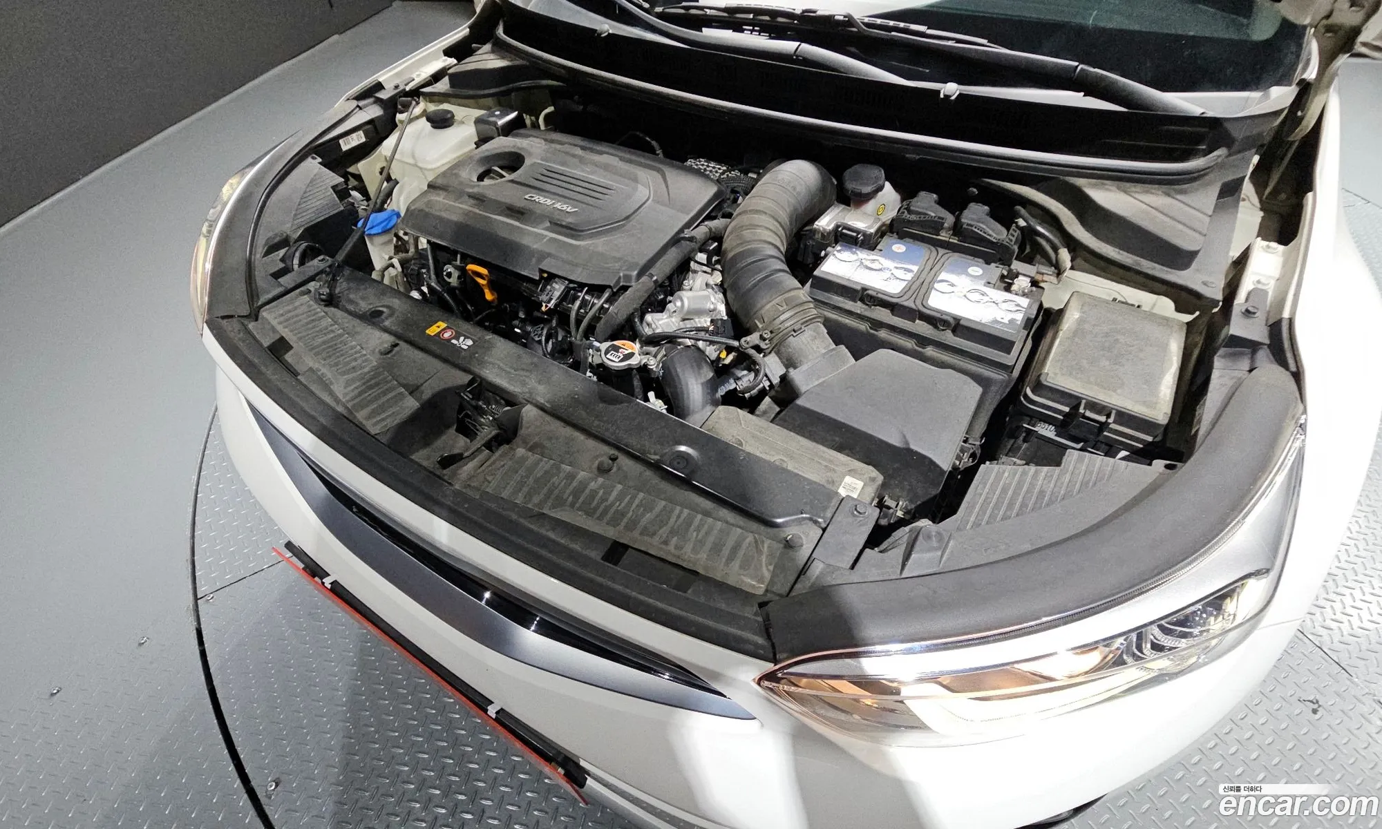 Kia Stonic 2018 KNADC815GJS144311 — 5