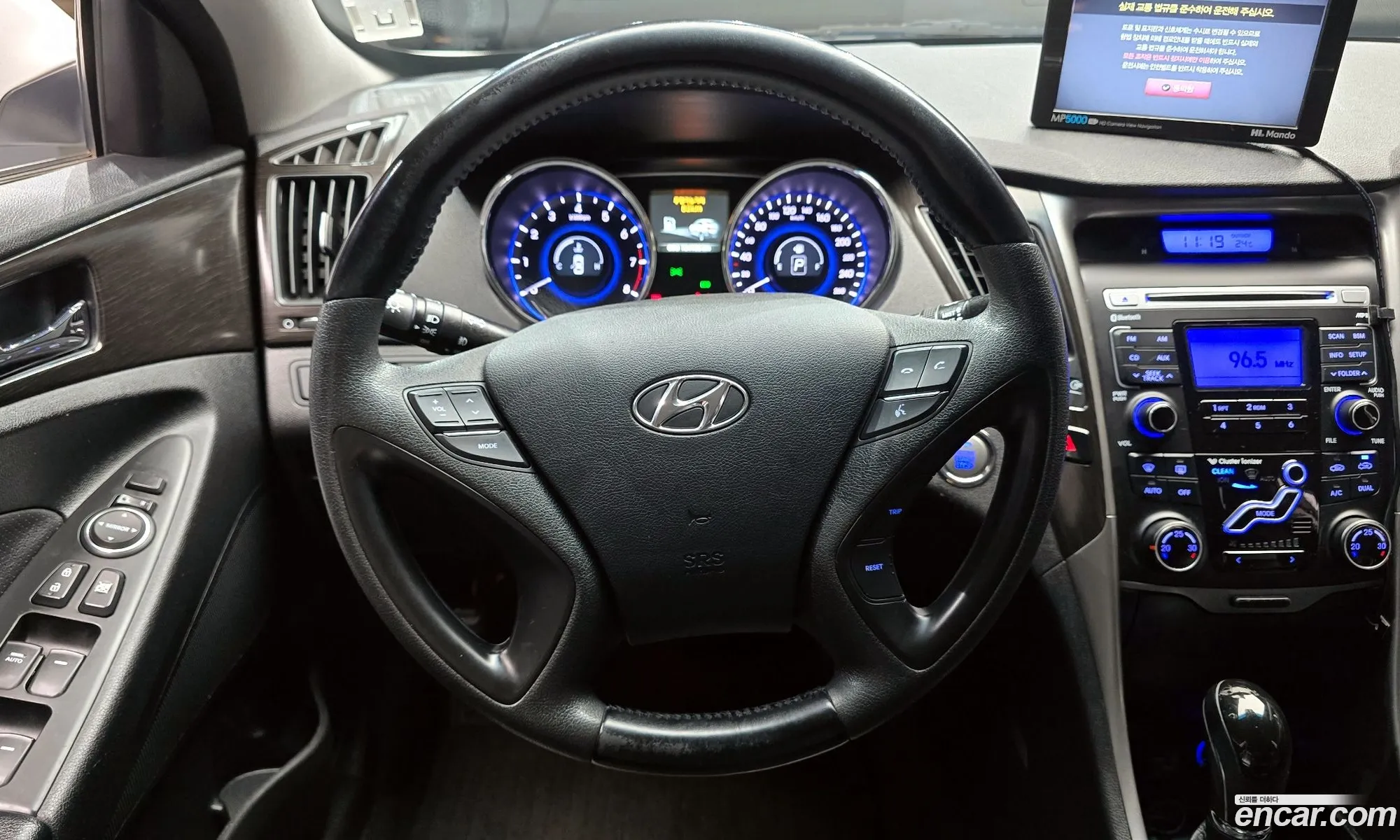 Hyundai YF Sonata 2012 KMHEC41ABCA429227 — 3
