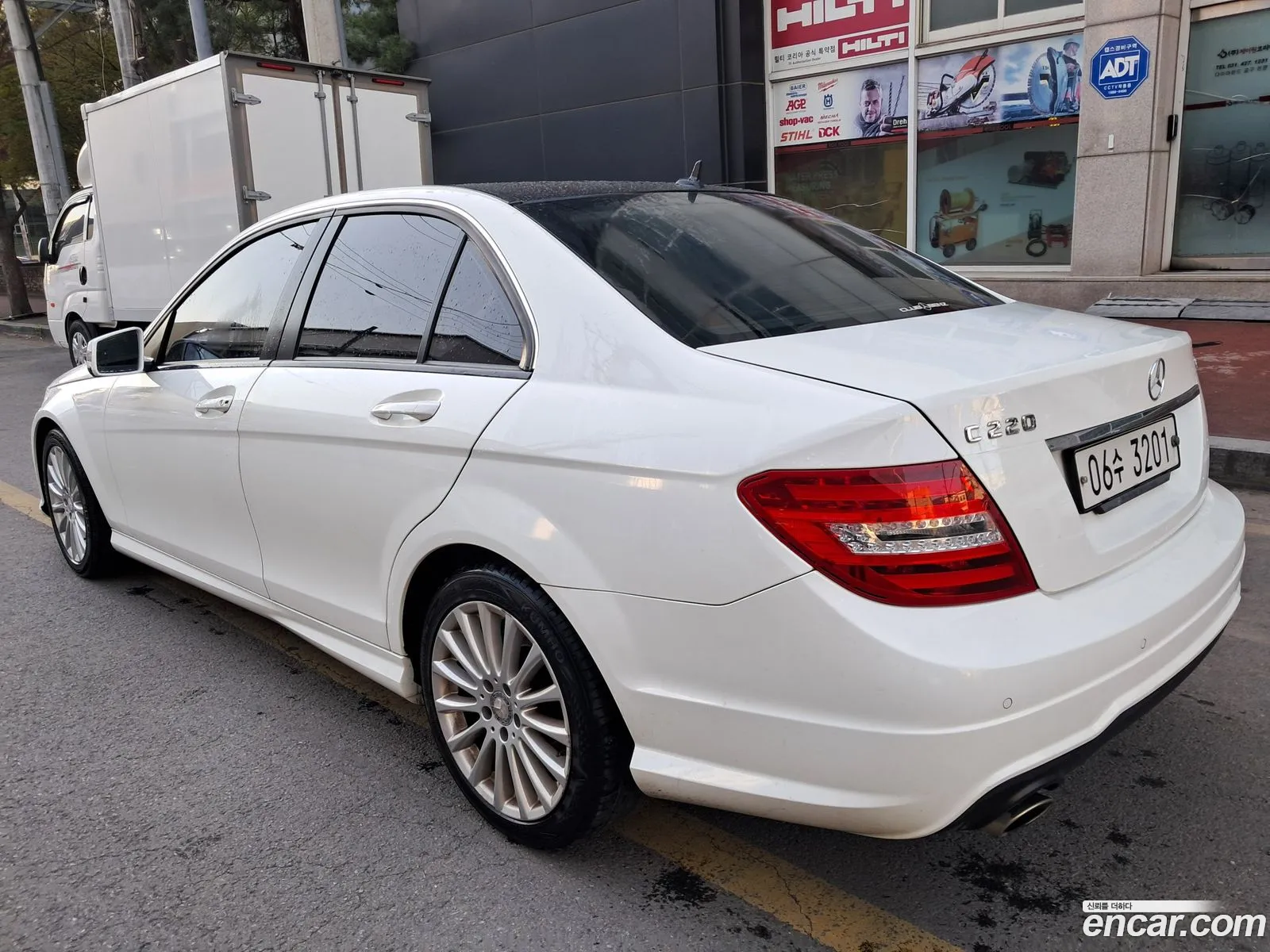 Mercedes-Benz C-Class W204 2014 — 9