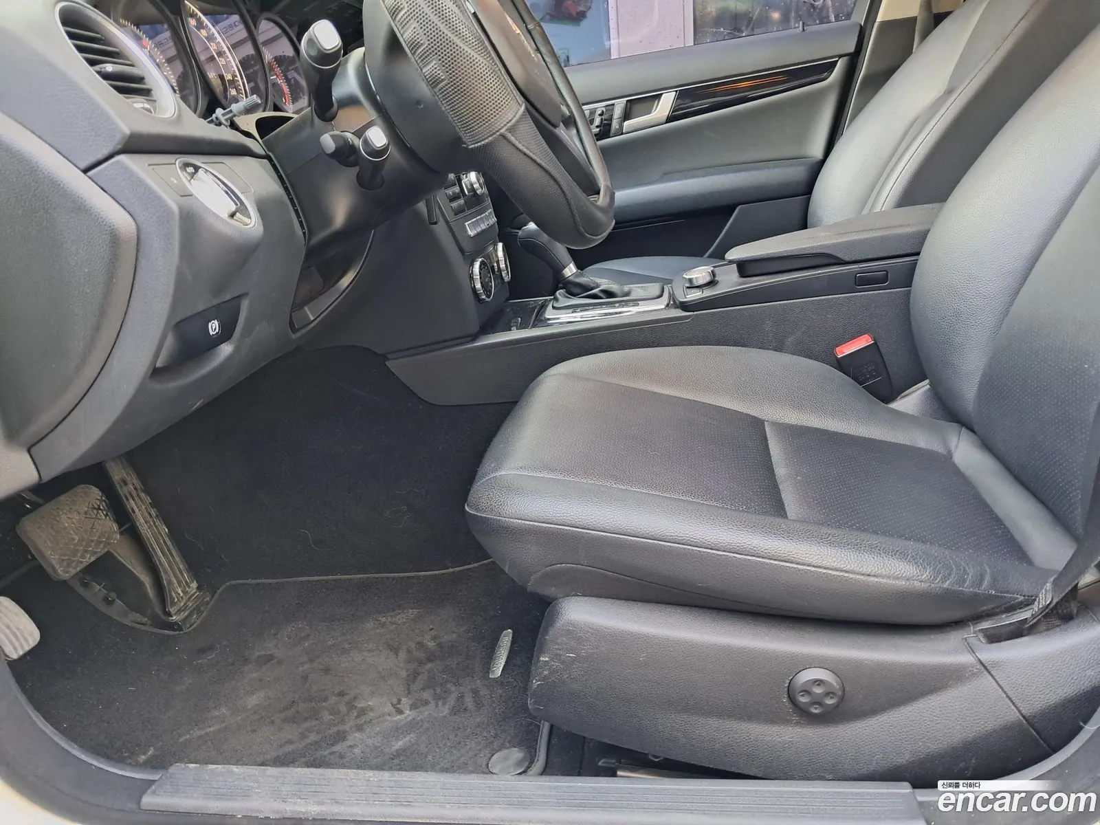 Mercedes-Benz C-Class W204 2014 — 20