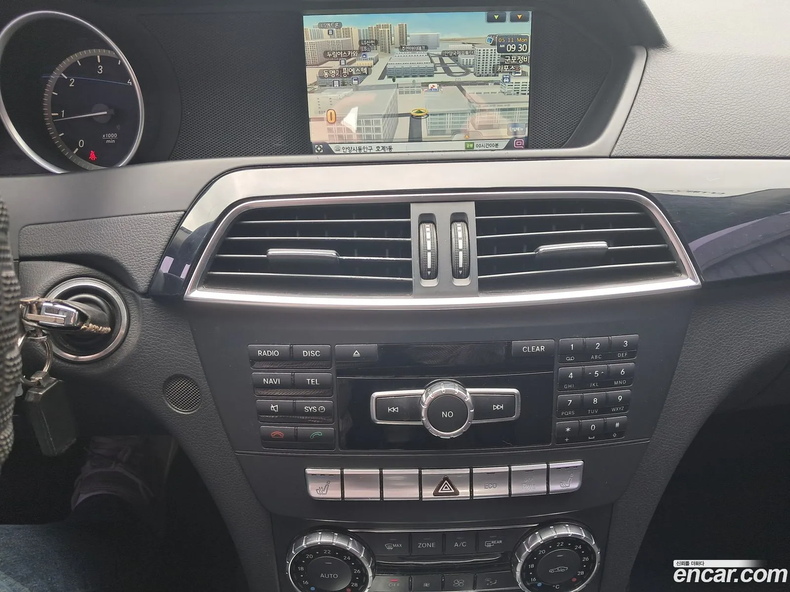 Mercedes-Benz C-Class W204 2014 — 16