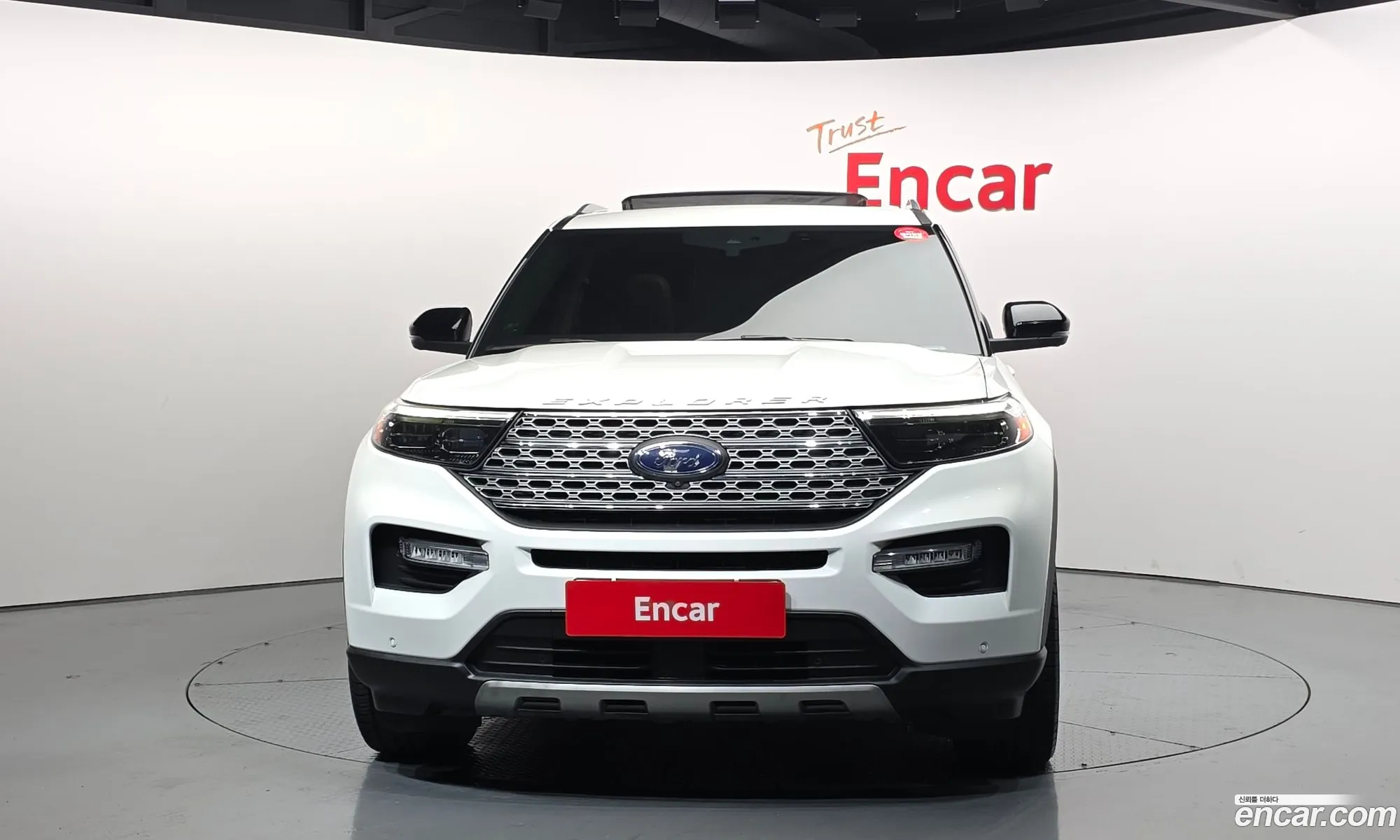 Ford Explorer 6th Gen 2019 1FMSK8FHXLGA72832 — 10