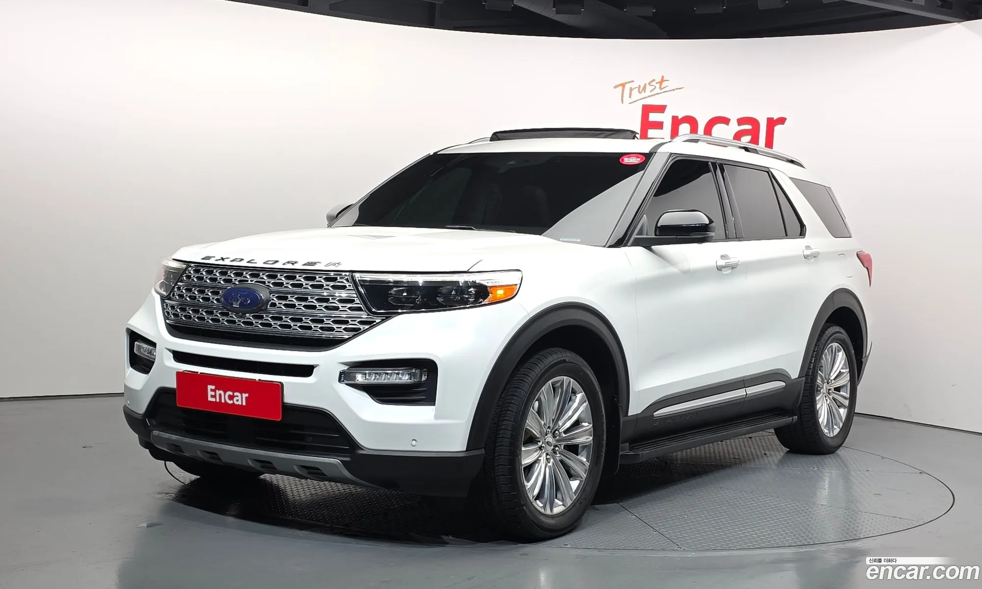 Ford Explorer 6th Gen 2019 1FMSK8FHXLGA72832 — 16