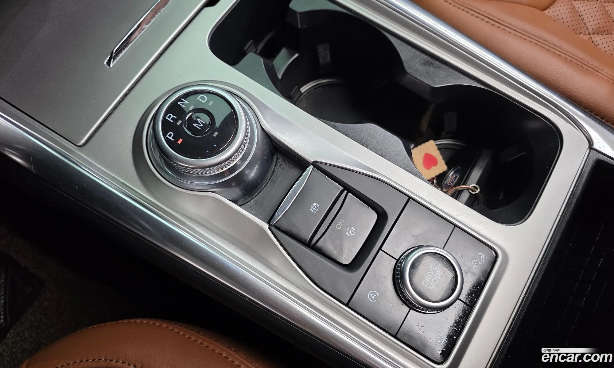 Ford Explorer 6th Gen 2019 1FMSK8FHXLGA72832 — 15