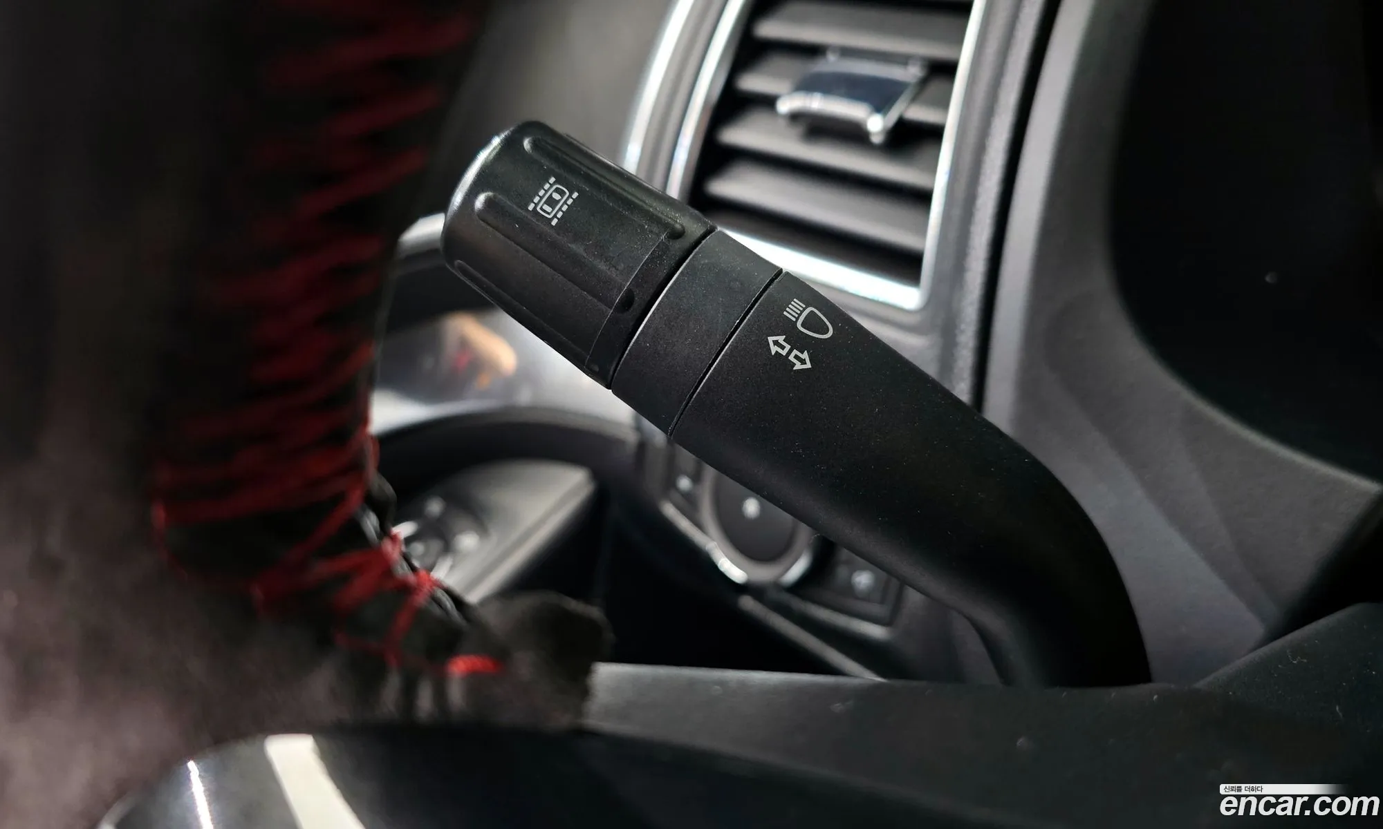 Ford Explorer 2019 1FM5K8FH5KGA80591 — 19