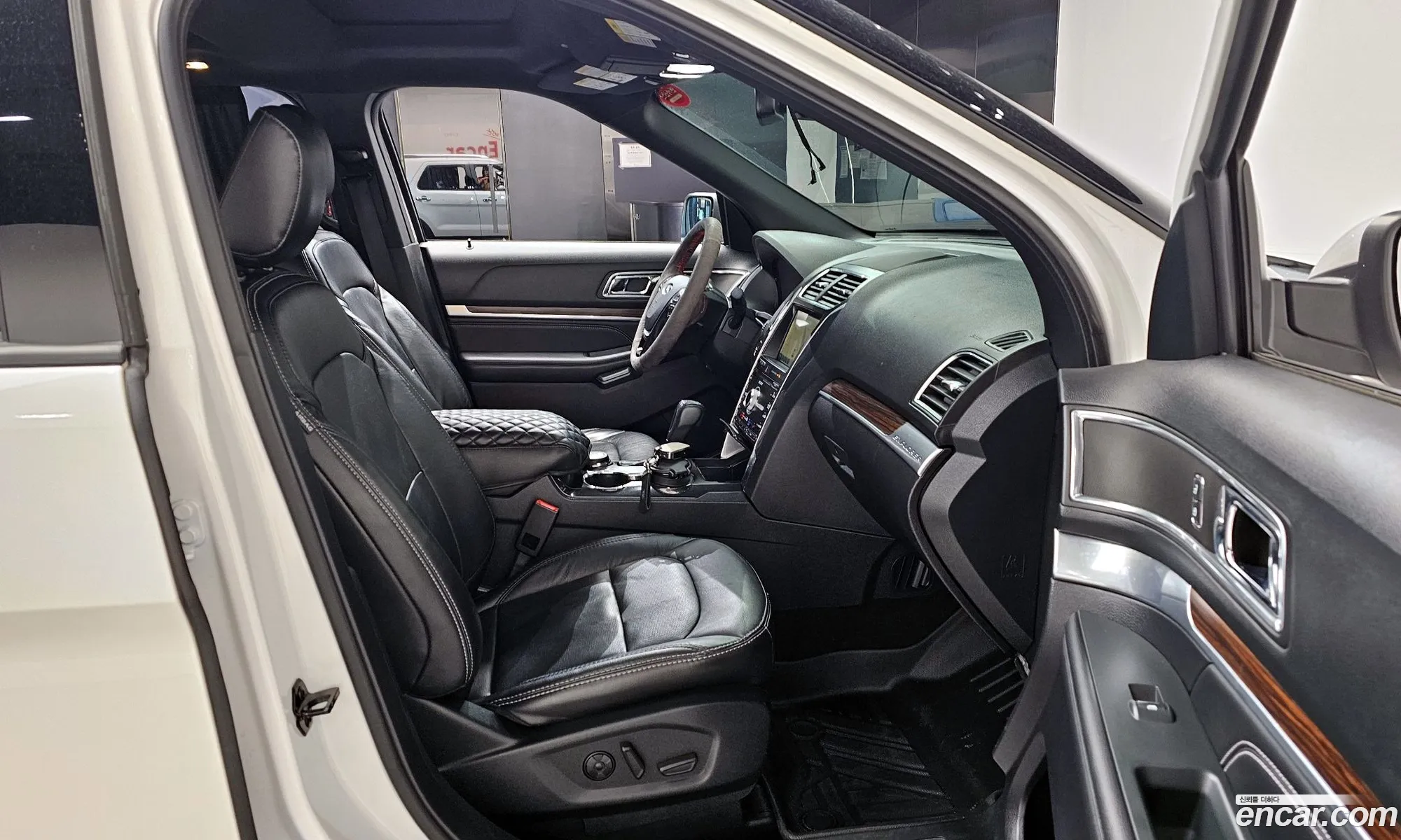 Ford Explorer 2019 1FM5K8FH5KGA80591 — 30