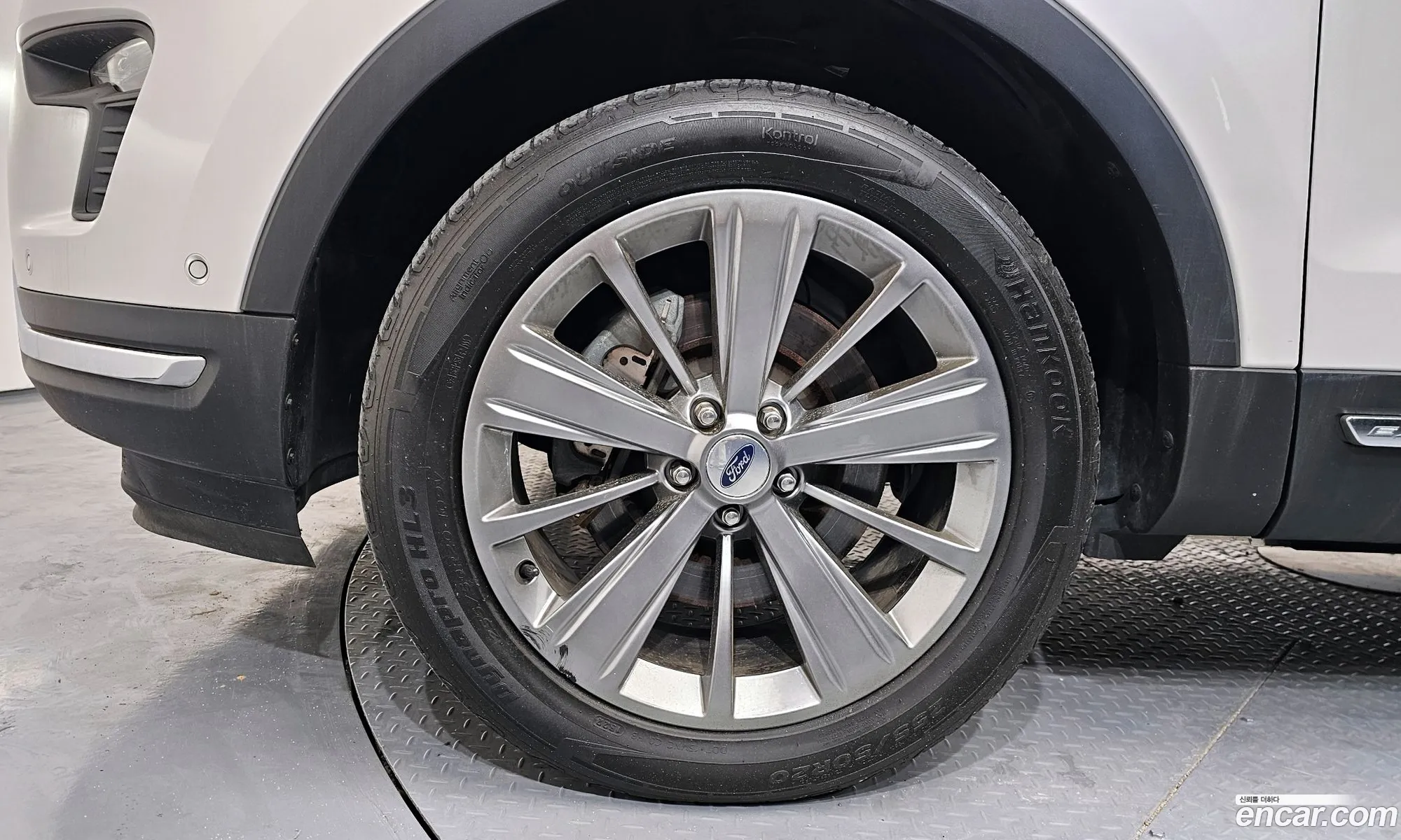 Ford Explorer 2019 1FM5K8FH5KGA80591 — 25