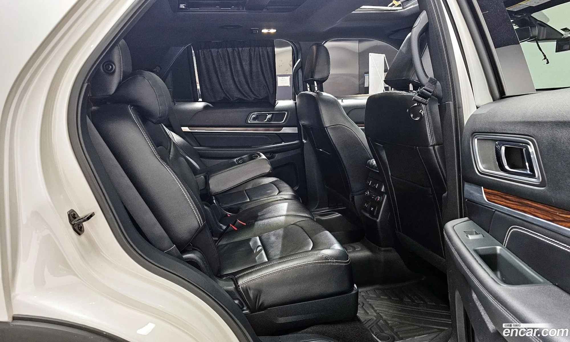 Ford Explorer 2019 1FM5K8FH5KGA80591 — 4