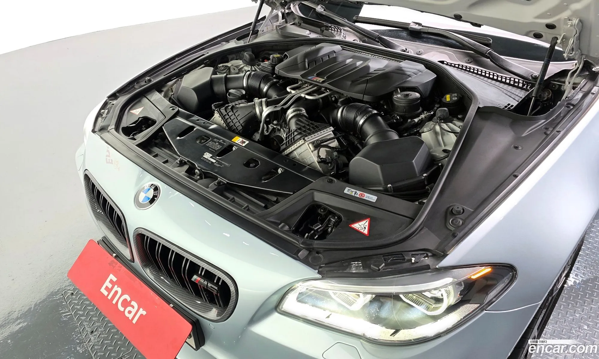 BMW M5 2016 WBSFV9102GGD77375 — 18