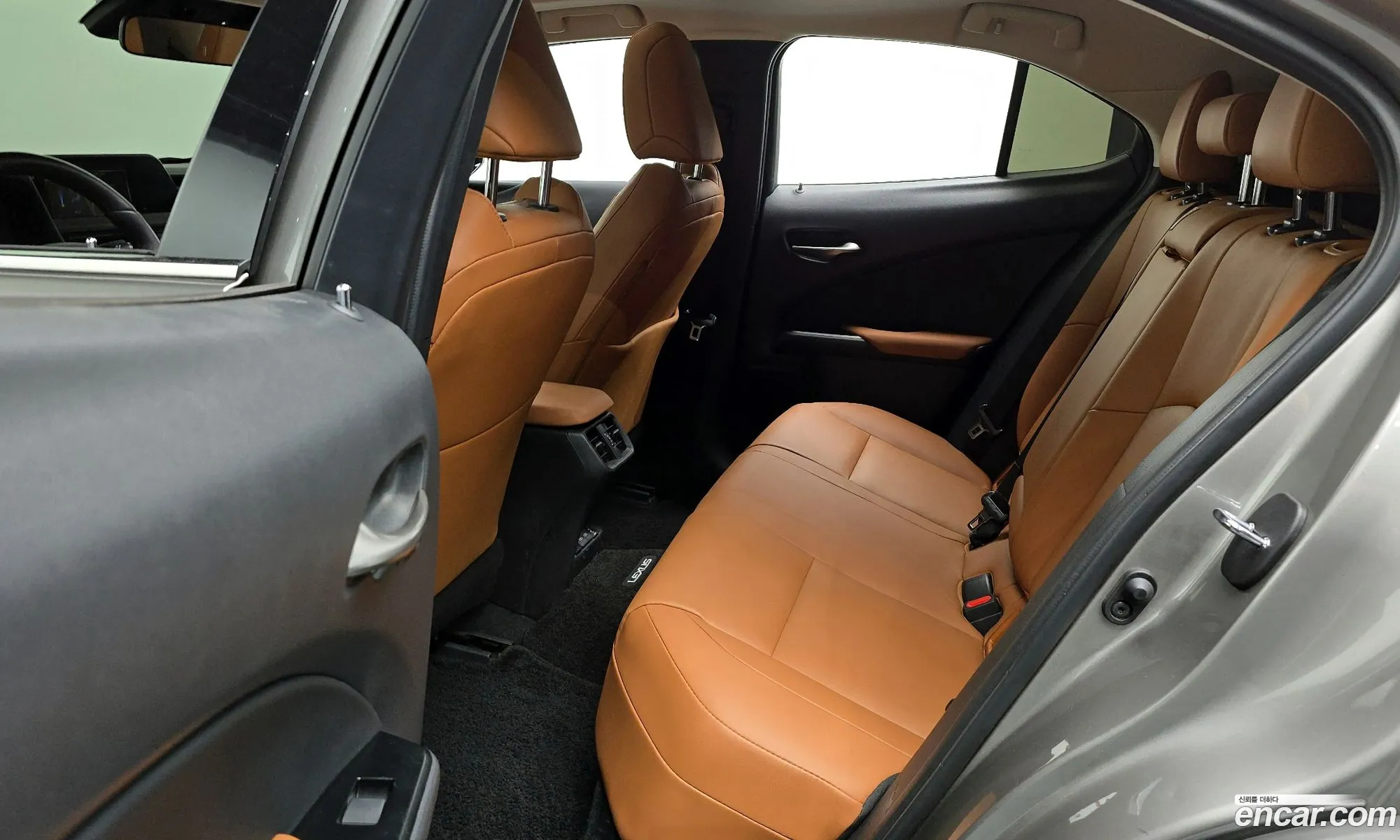 Lexus UX300e 2022 JTHAAABH1N2010394 — 16