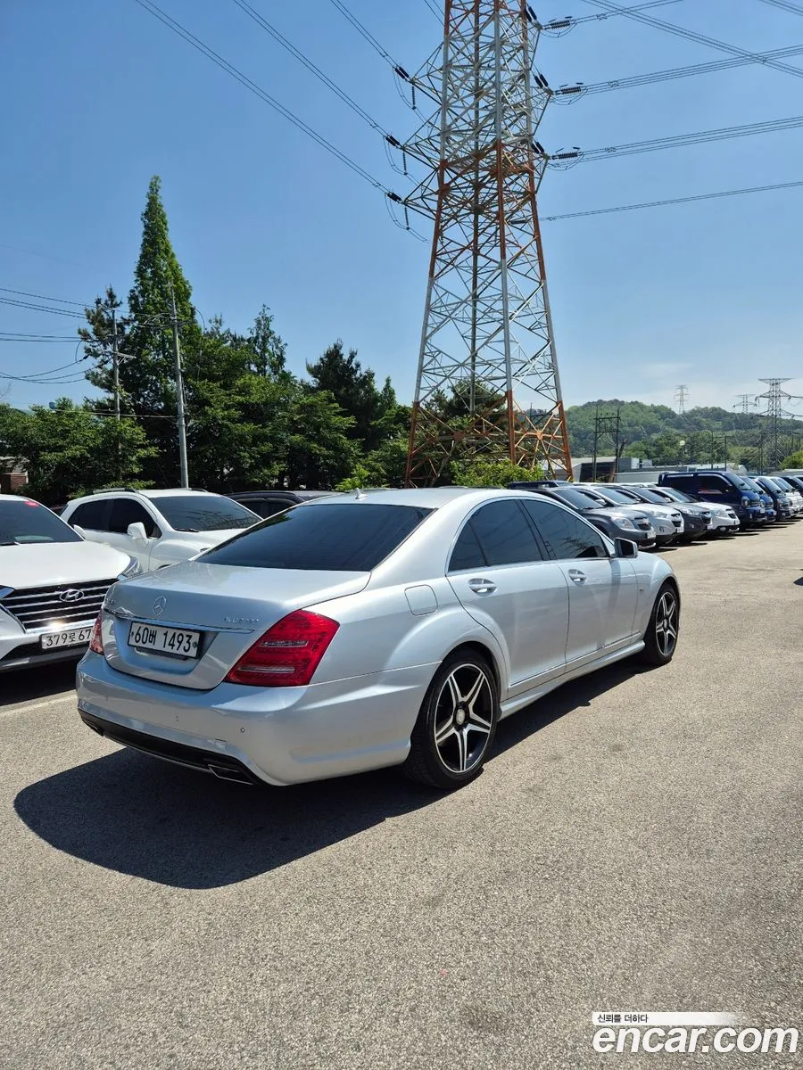 Mercedes-Benz S-Class W221 2011 — 12